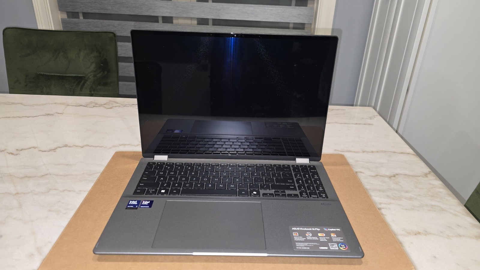 Asus Vivobook 16 Flip TP3607SA-DS74T, 16″ Touchscreen Convertible, Intel Core 7