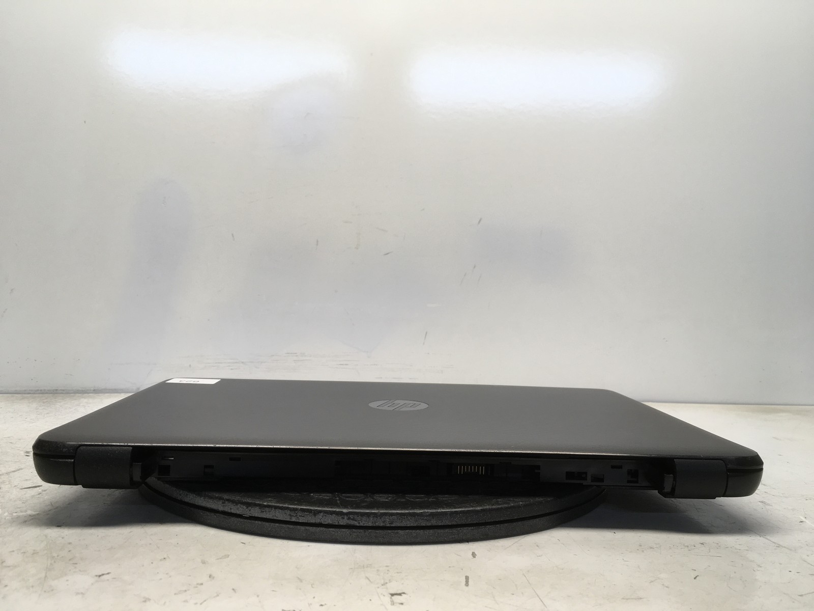 HP 15-BA009DX AMD A6-7310 2000MHz 4 GB NO HDD No Batt