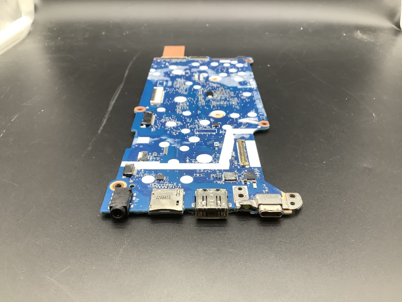 HP Chromebook 11A G8 EE Chrome OS Mother Board Logic Board AMD A4-4GB-16GB
