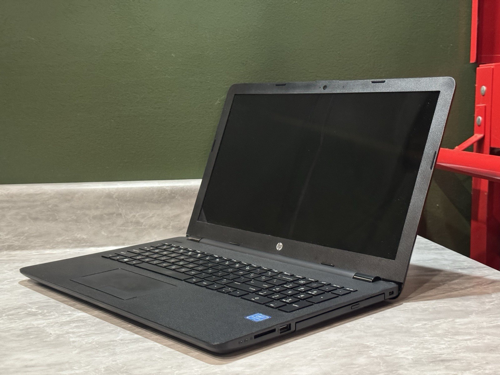 HP 15-BS020WM Laptop Intel Pentium 1.6GHz 8gb RAM 160gb SSD Windows 11