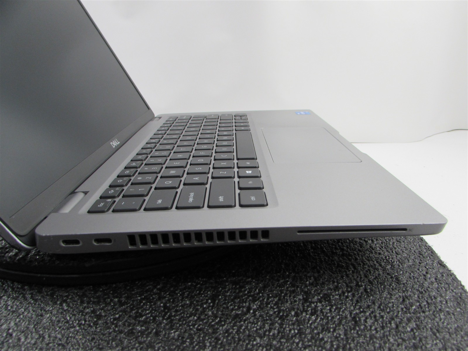 DELL LATITUDE 5420 1920X1080 FHD CORE I5-1145G7 512GB SSD 16GB RAM NO O.S/BATT