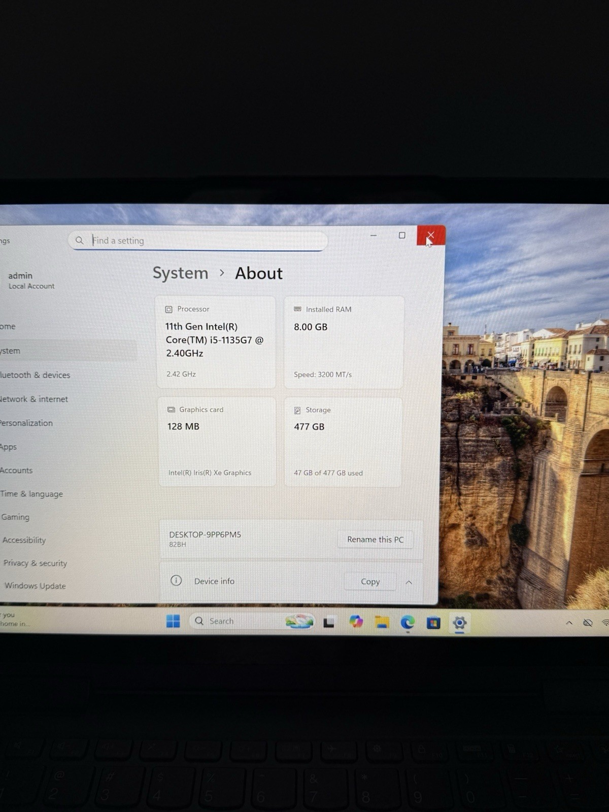 Lenovo Yoga 7 14ITL5 – 14” i5 11th Gen/8GB RAM/512GB SSD (SCREEN CRACK) – 37C