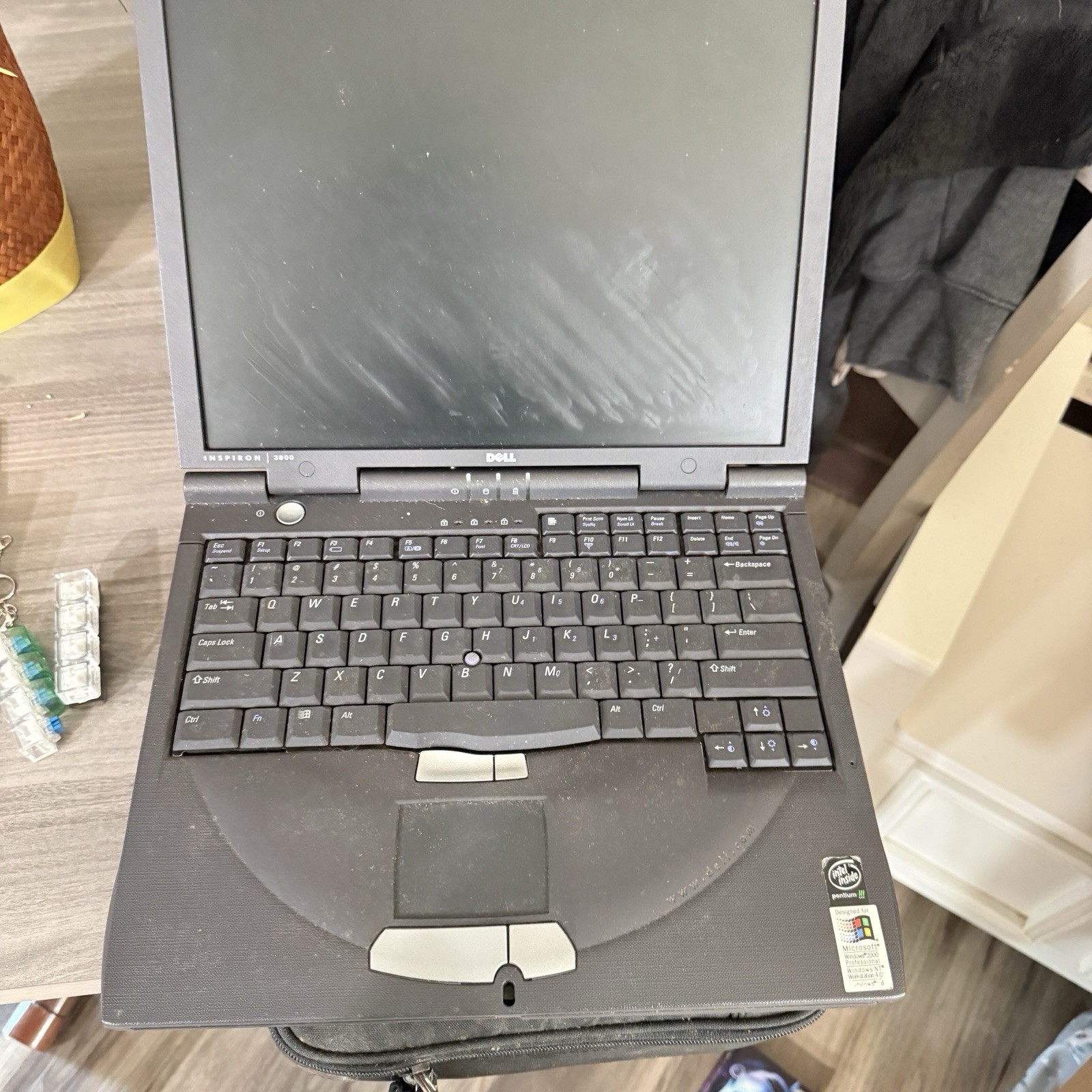 Vintage Dell Inspiron 3800 Windows 2000 Laptop *READ*