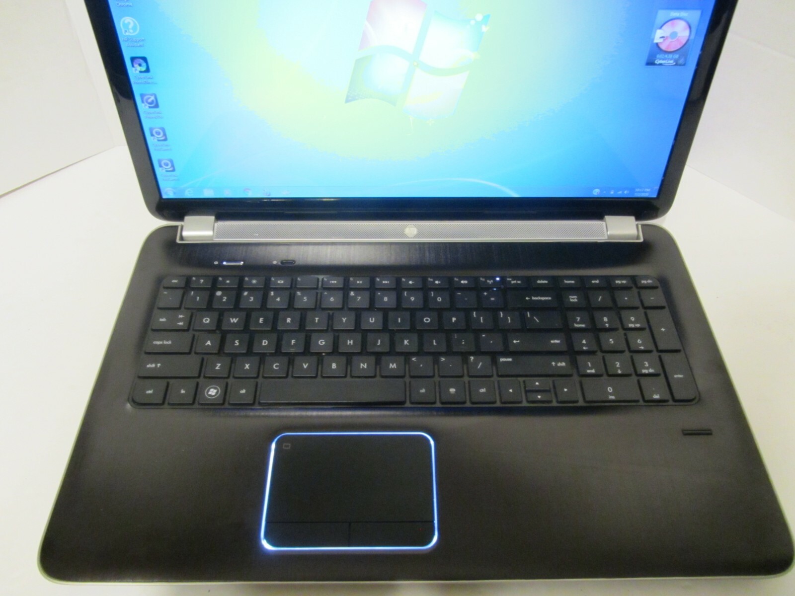 HP PAVILION DV7-6B55DX17.3 CORE i5-2430M@2.40GHz 6GB RAM 500GB HDD WIN7 OFF13(2