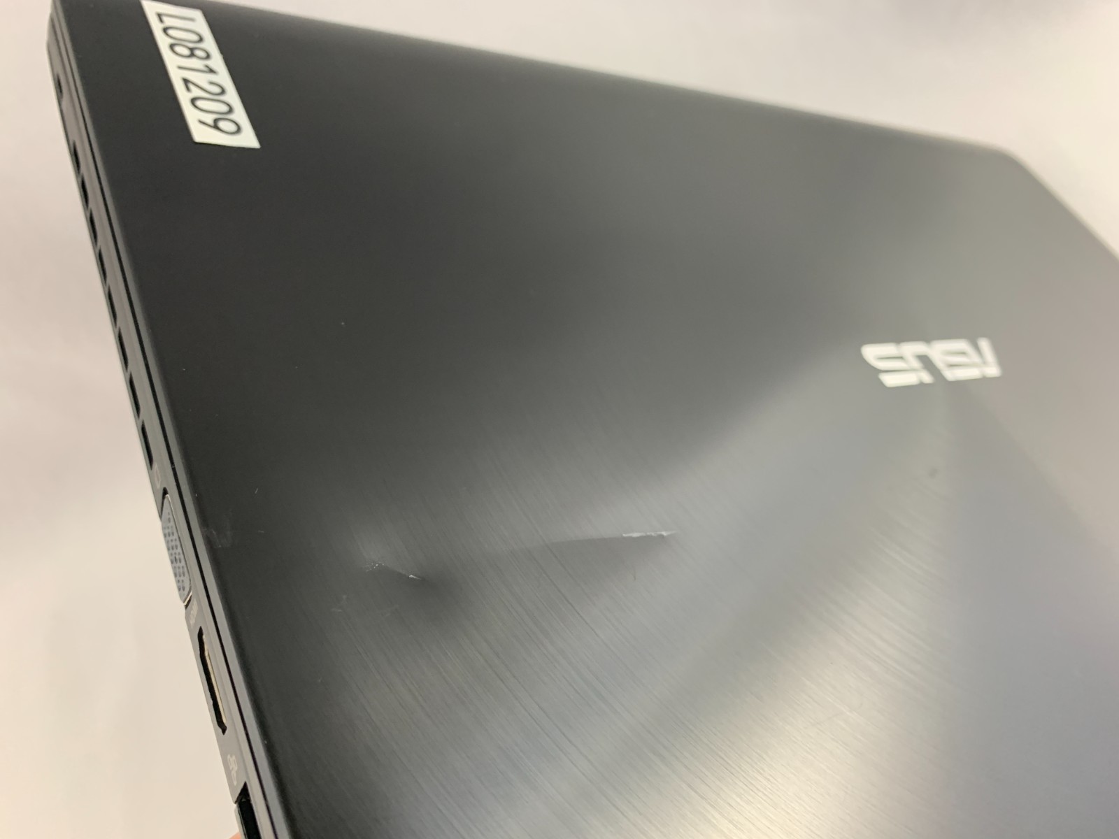 Asus Q500A Laptop For Parts/Repairs, No Touchpad or Camera i5 2.5GHz 6GB RAM W10