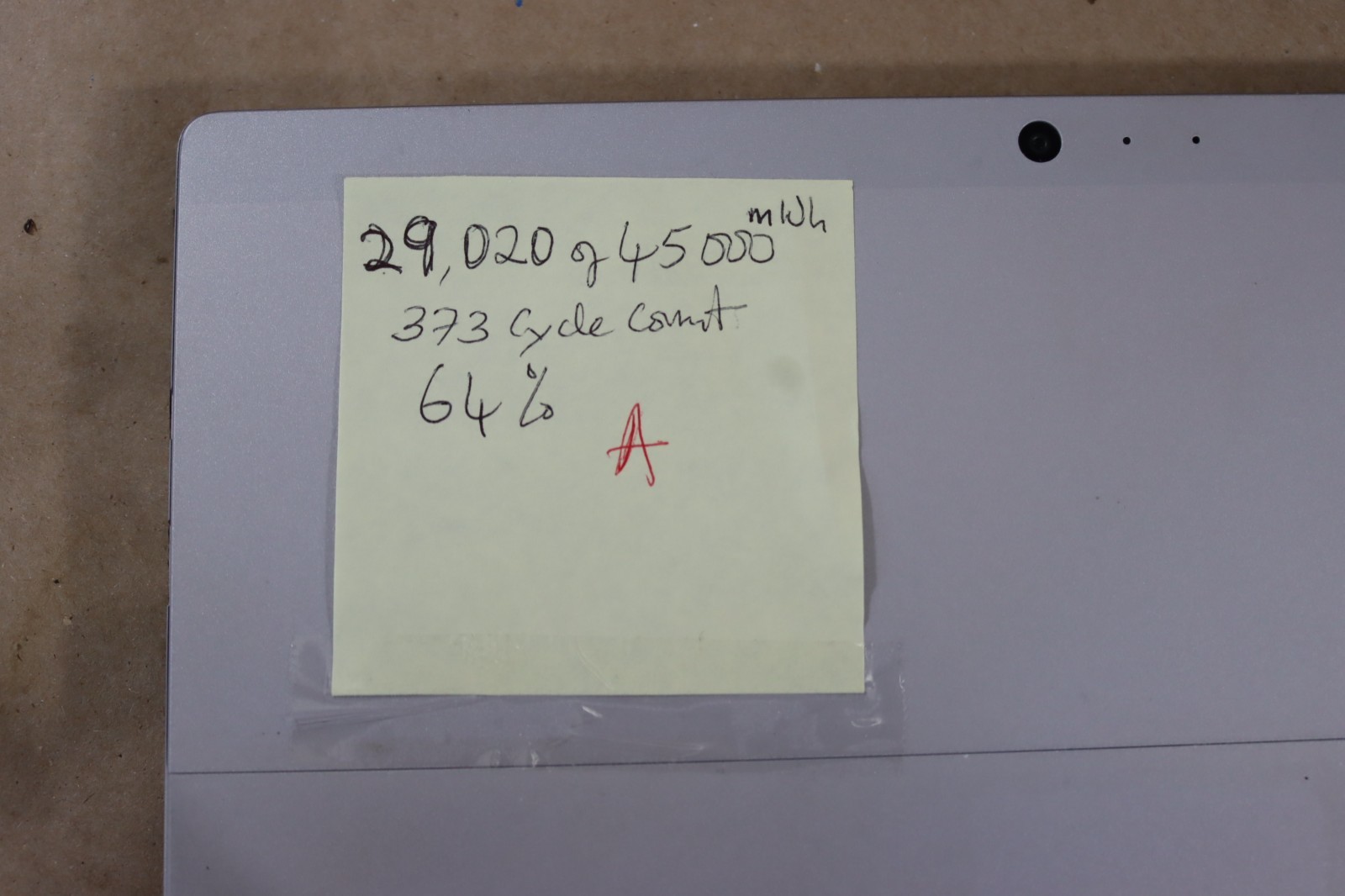 Microsoft Surface Pro 5 i5-7300U 8GB RAM 256GB Wi-Fi + LTE