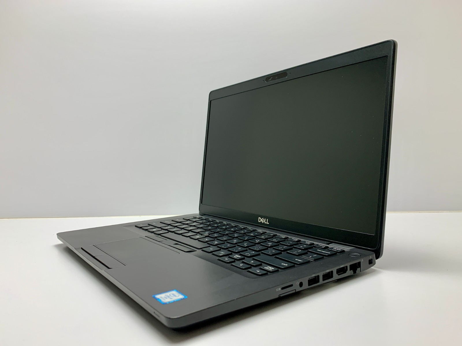 Dell Latitude 5400 | i5-8365U | 8GB RAM | 256GB SSD | LINUX | BAD USB PORT