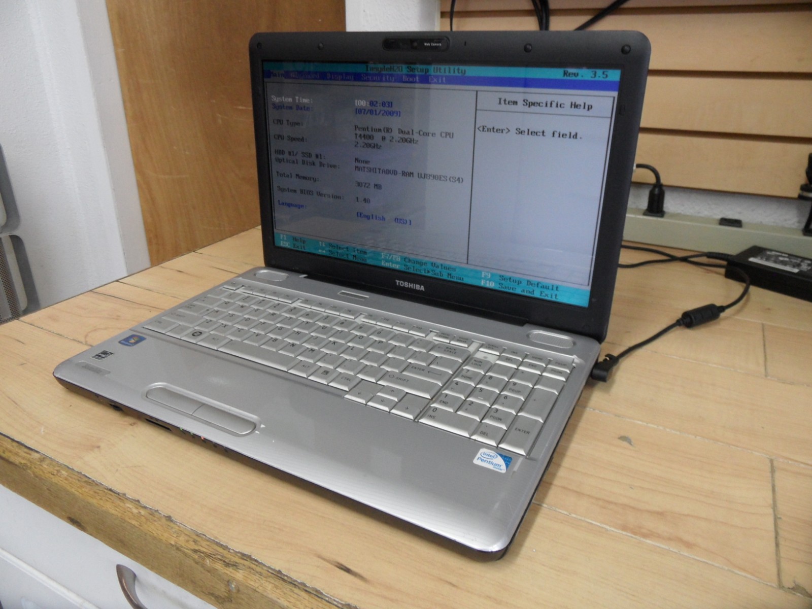 Toshiba Satellite L505 L505-ES5018 Laptop For Parts Posted Bios No Hard Drive *