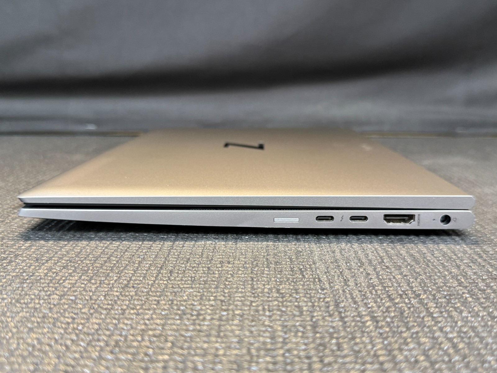 HP ZBook Firefly G8 14″ Intel Core i7-1185G7 3.0 GHz 16GB RAM 512GB M.2 Laptop