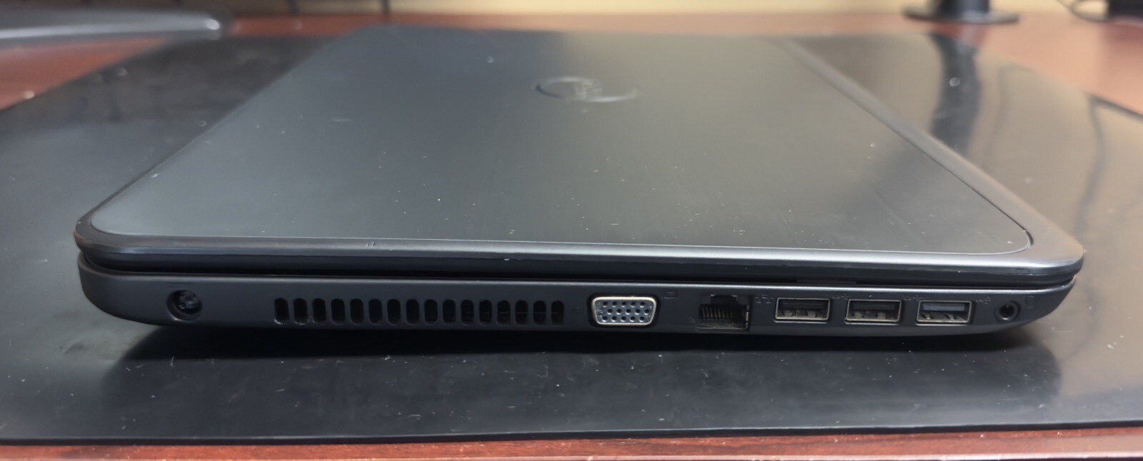 Dell Latitude 3540 15.6in i5-4200U 4 GB RAM 500 GB HDD- NO OS