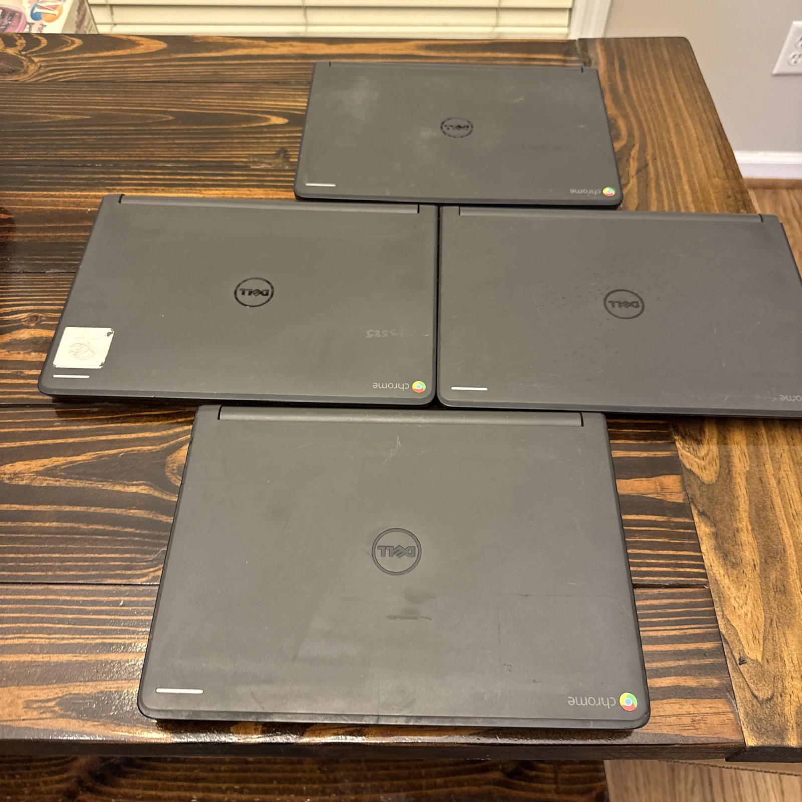 4 Dell Chromebook 11 P22T 11.6 inch (16GB, Intel Celeron, 2.16 GHz, 4GB) Laptop