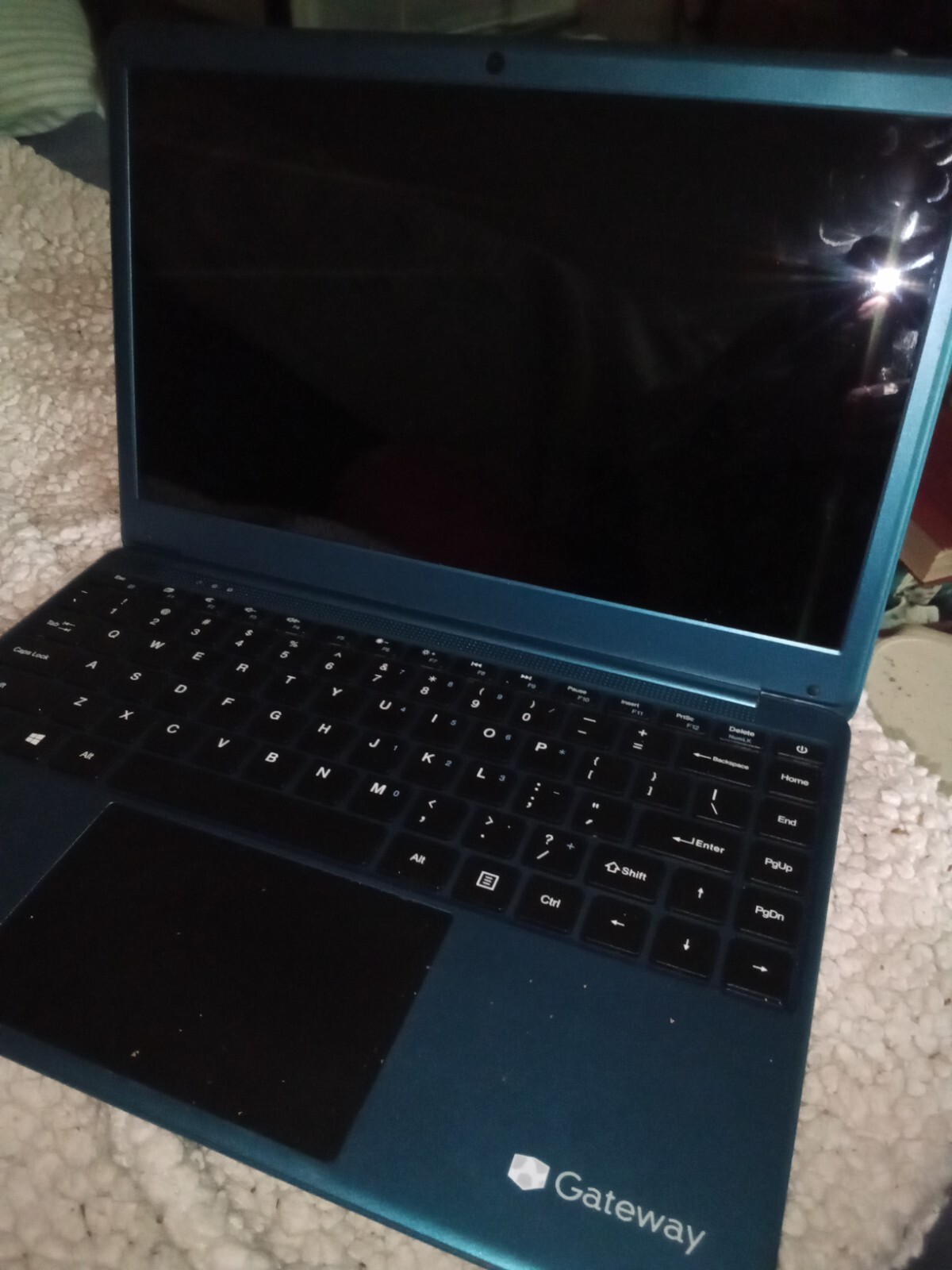 Gateway 14.1 inch (64GB, Intel Celeron N3350, 1.1GHz, 4GB) Laptop – Blue -…