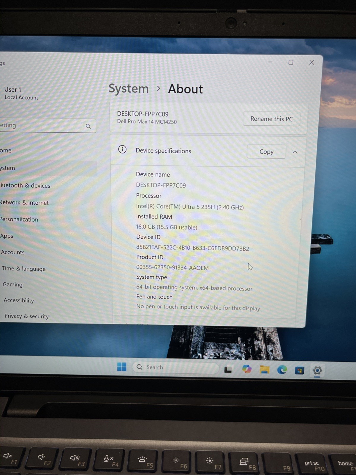 Dell Pro Max 14 16GB Ram 512GB SSD Arc Pro 140T W/ Charger