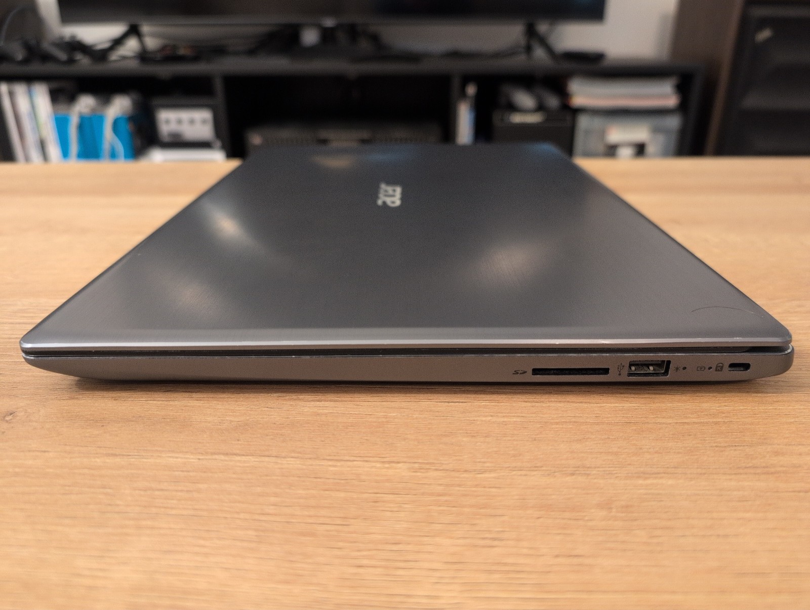 Acer Swift 15.6″ Laptop i5-8250U – 8GB RAM – 256GB SSD – MX150 GPU – Windows 11