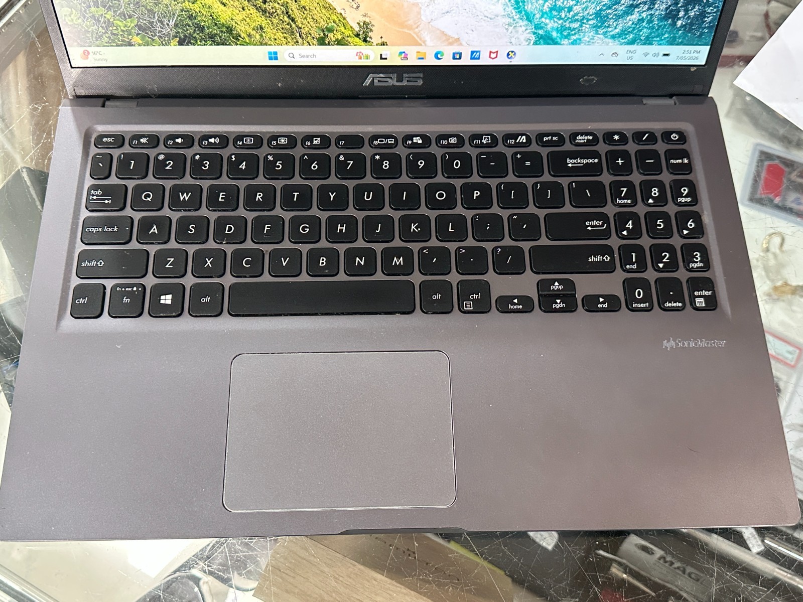ASUS VIVOBOOK X515EA / WINDOWS 11 PRO , 512GB SSD 8 GB RAM / 11TH GEN I5-1135G7