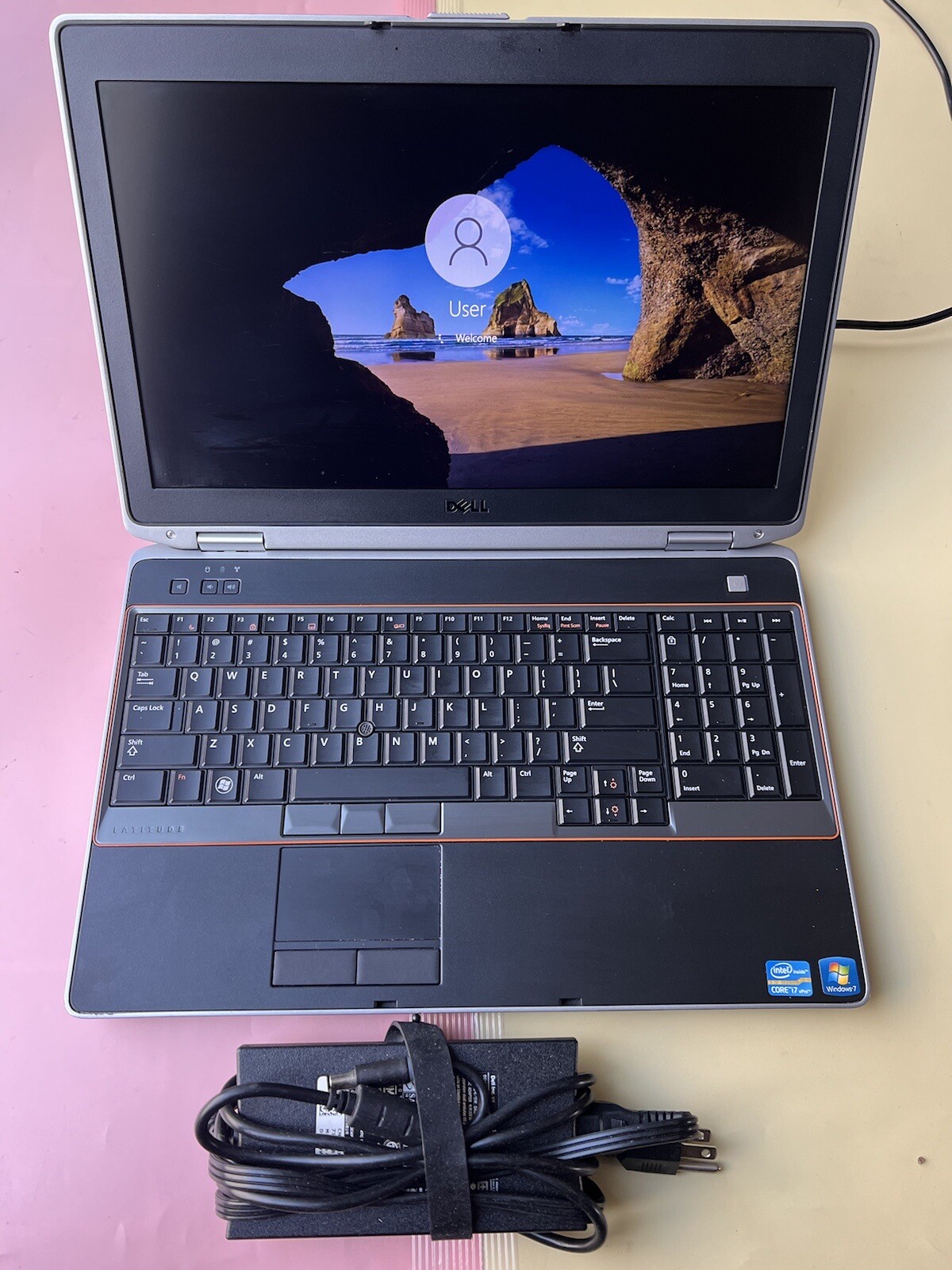 Dell Latitude E6520 Intel Core i7-2620M 2.70GHz 8GB RAM 500GB HDD HDMI 1920X1080