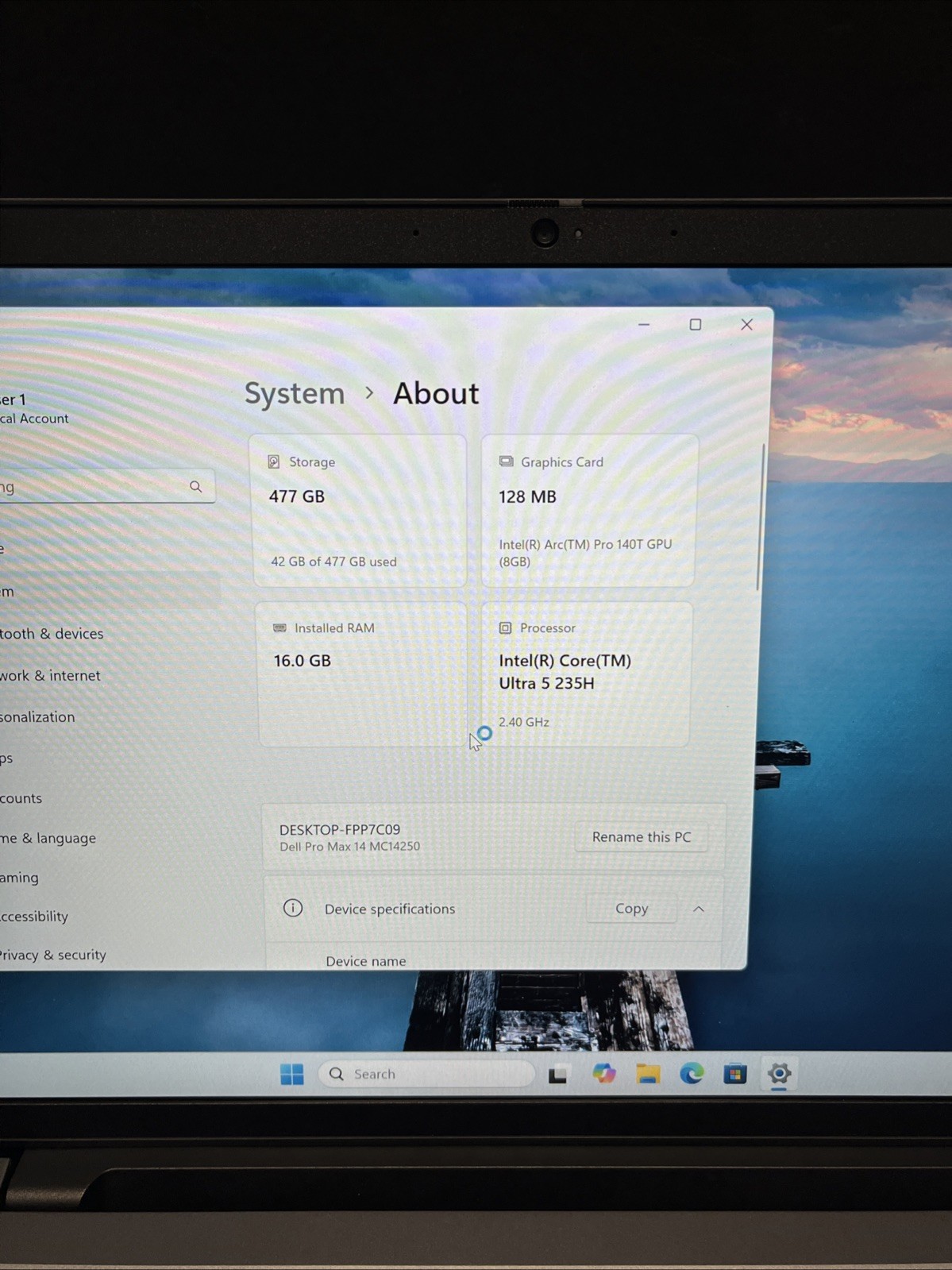 Dell Pro Max 14 16GB Ram 512GB SSD Arc Pro 140T W/ Charger