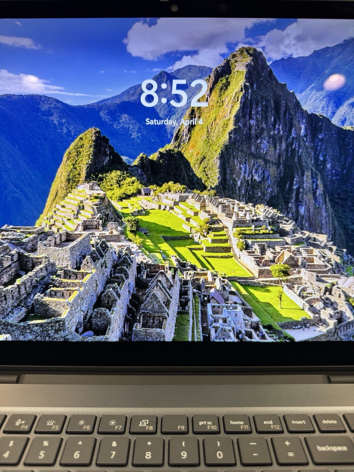 Dell Pro Max 16 Plus – OLED, Intel Ultra 9HX with NVIDIA RTX5000 and 96GB RAM