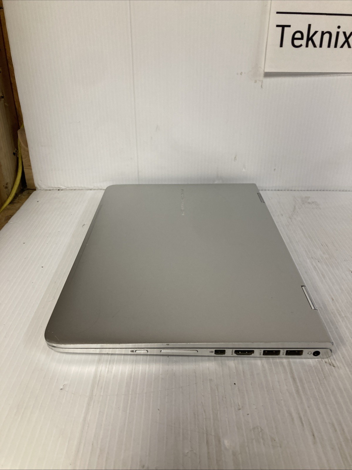 HP Spectre Pro x360 G1 i5-5300 2.30GHz 8GB no HDD Boot to BIOS