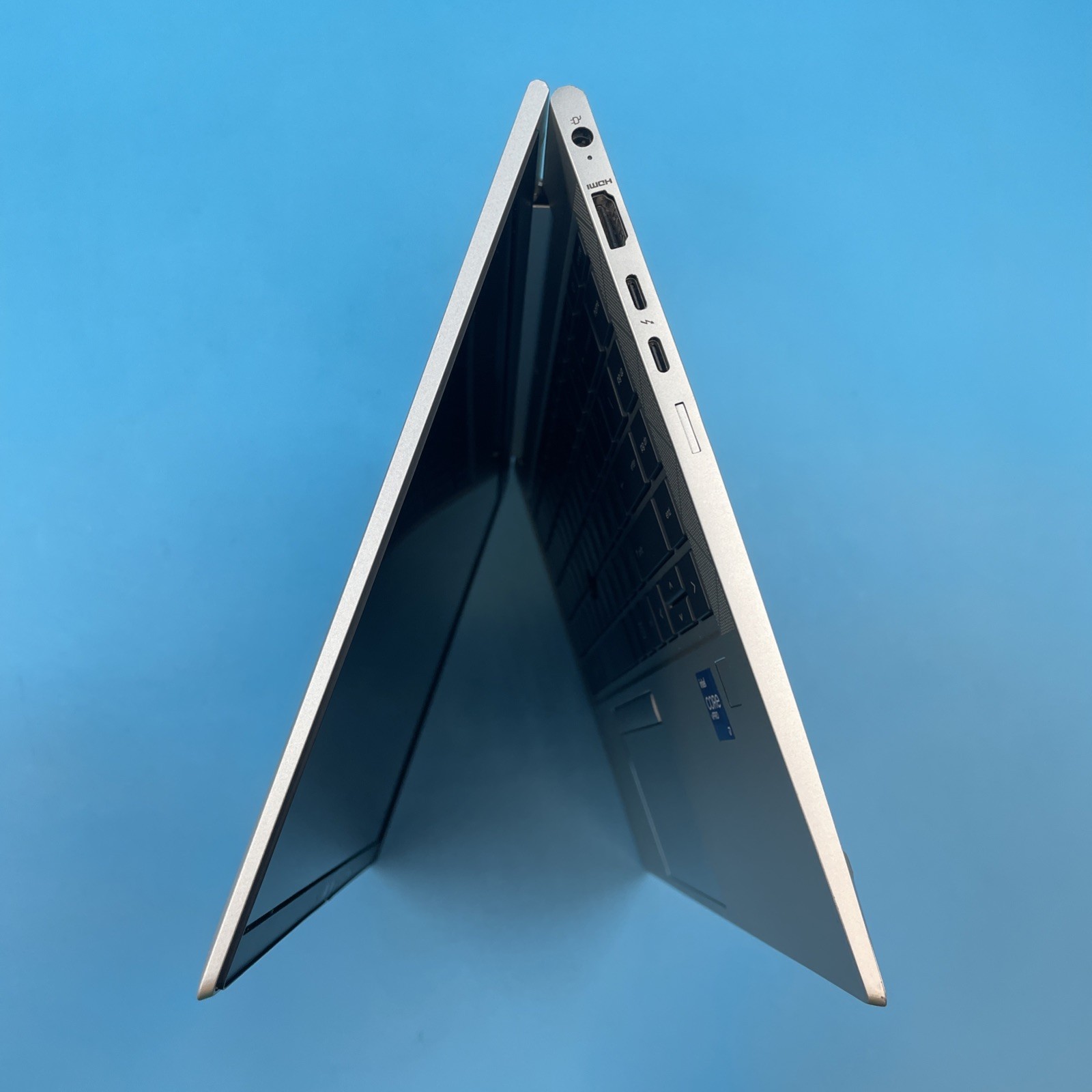 HP EliteBook 840 G8 | i7-1185G7 | 16GB RAM | NO DRIVE | NO OS | 71% BATTERY