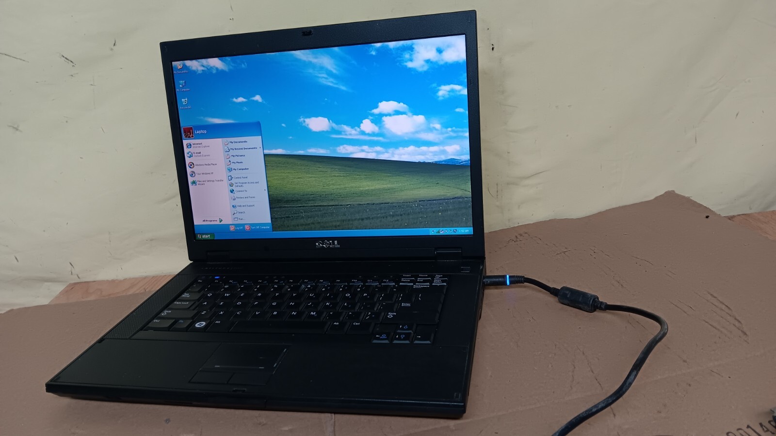 Wireless Dell Latitude E5500 Windows XP Laptop Intel Core 2 Serial port 4GB Ram