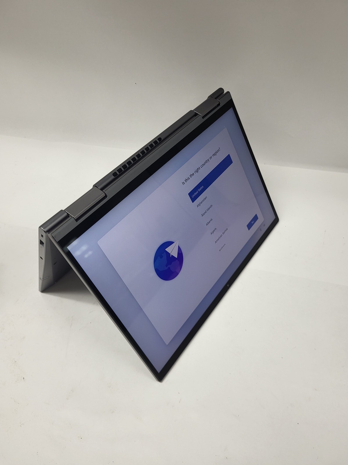 Lenovo ThinkPad X1 Yoga 6th Gen 14″ WUXGA Touch Screen i5 1145G7 16GB 256GB SSD