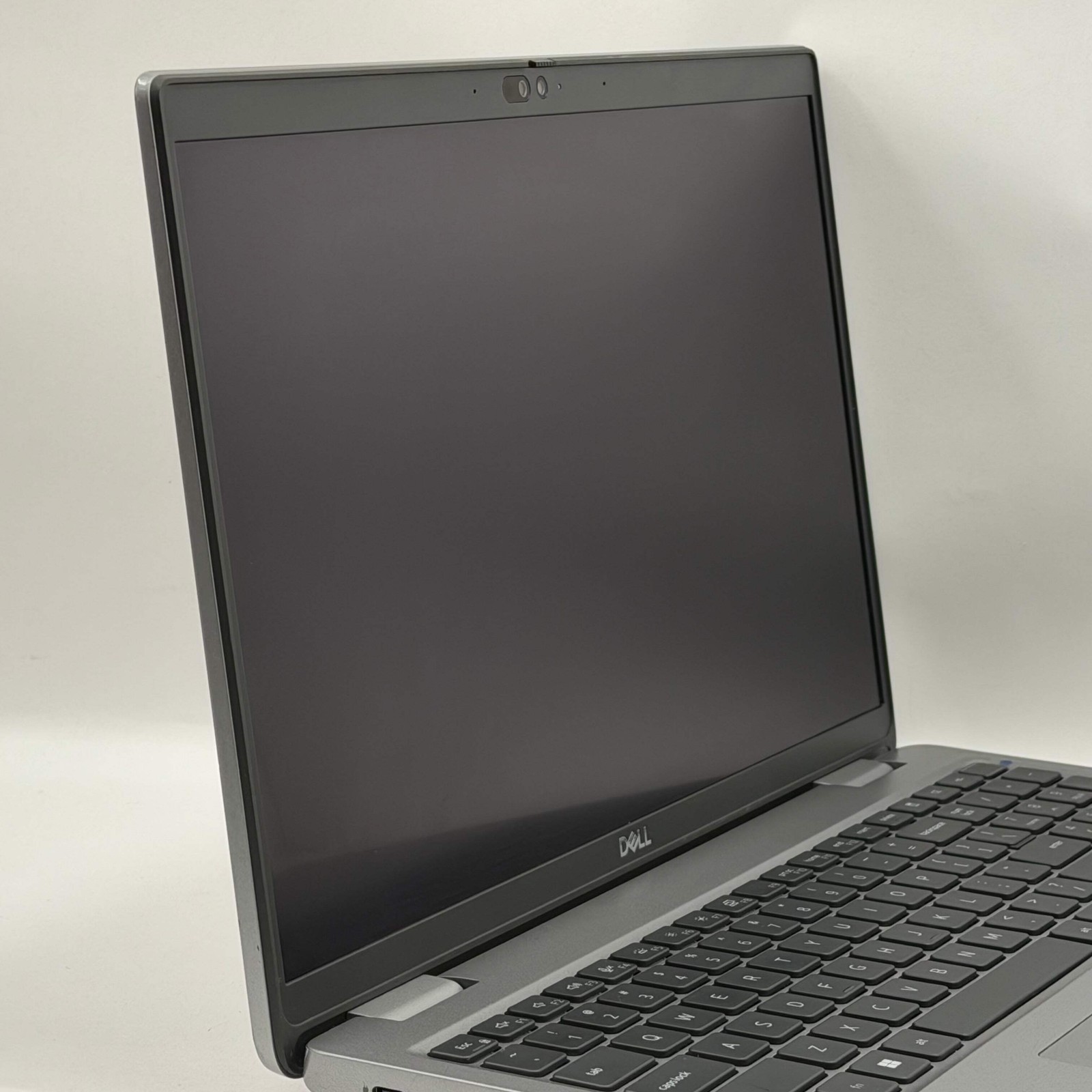 Dell Latitude 5540 15.6″ i5-1345U 1.6GHz 16GB 256GB SSD intel Iris Xe Graphics