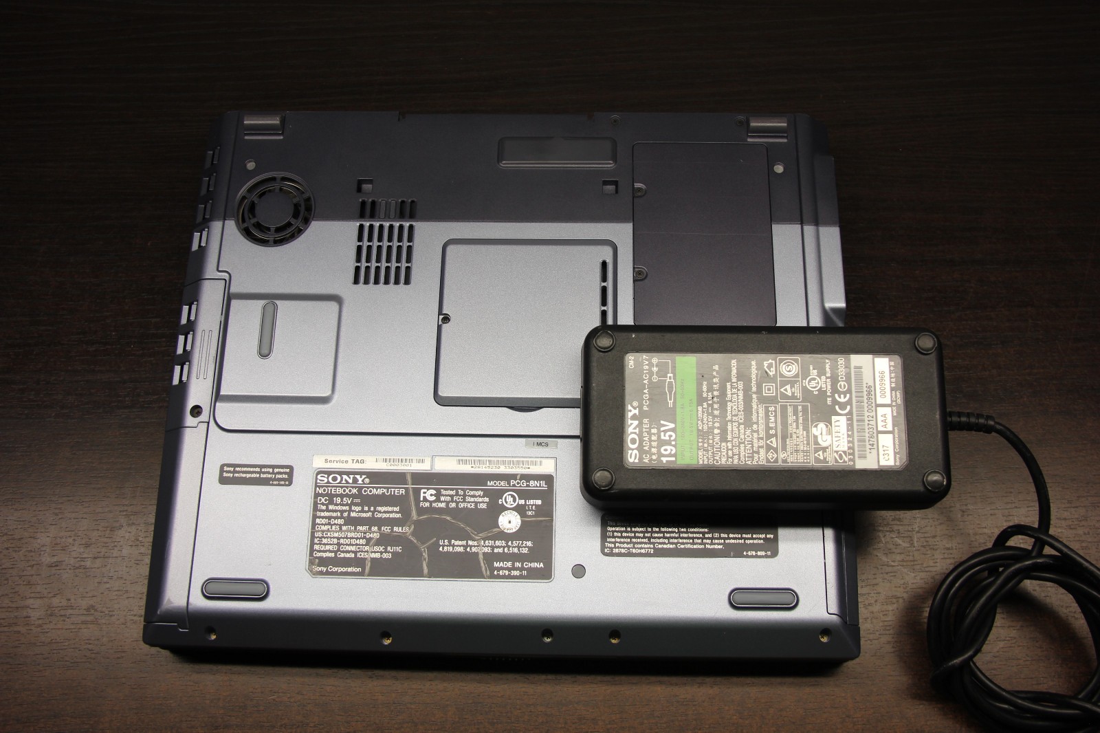Sony VAIO PCG-8N1L LAPTOP pcg-grt240g with Charger in working condition