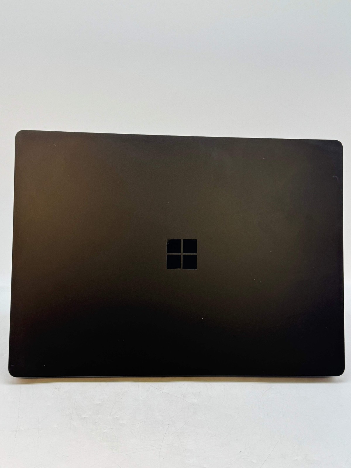 Microsoft Surface Laptop 4 1951 13.5″ i5-1245U 2.5GHz 256GB SSD 16GB DDR5 RAM