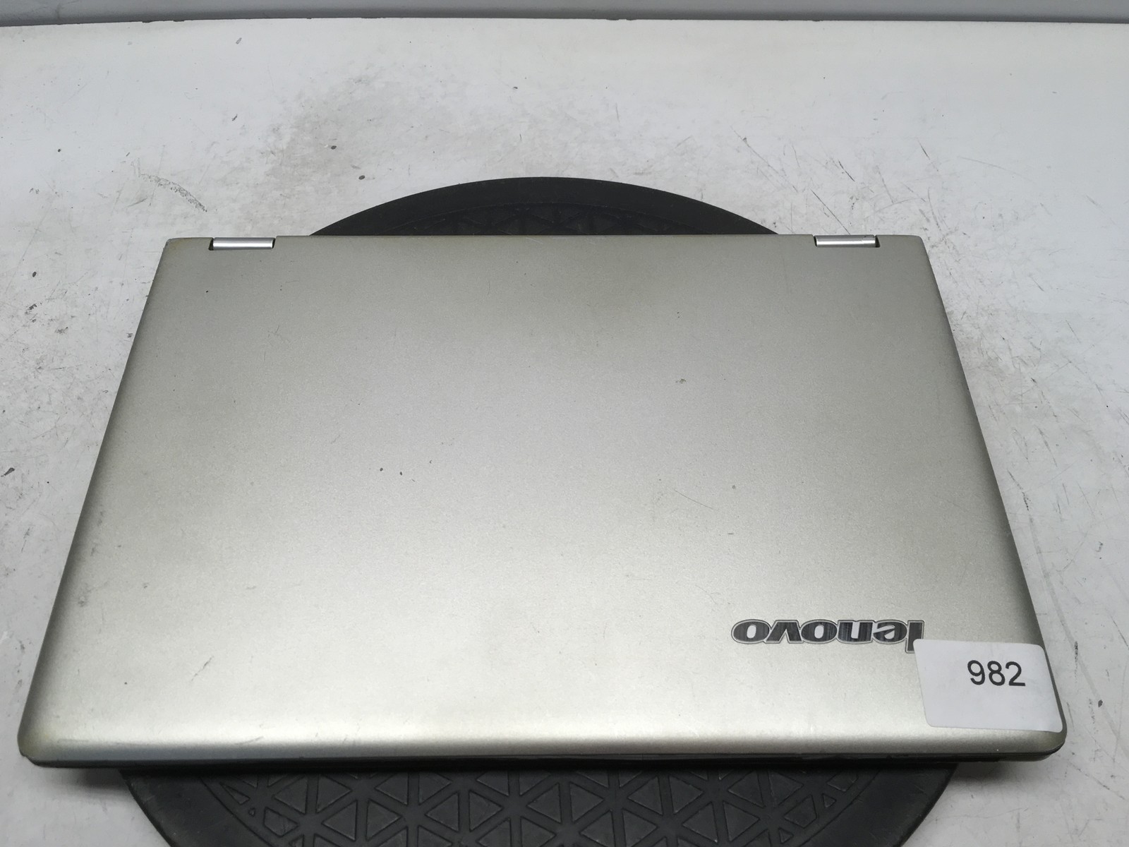 Lenovo Yoga 700-11ISK Intel M5-6Y54 1.1GHz 8 GB NO HDD No Batt