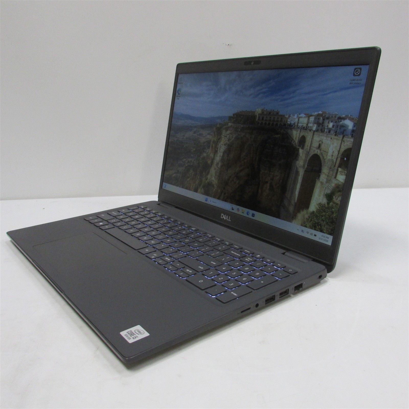 Dell Latitude 3510 i5-10210U 1.6GHz 16GB RAM 256GB NVME 15.6″ Win11 Pro COSM DMG