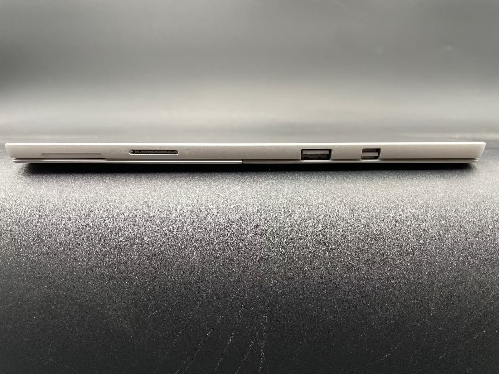 Microsoft Surface Pro 6 Used 12.3″ (i5-8350U-16GB-256GB NVMe)