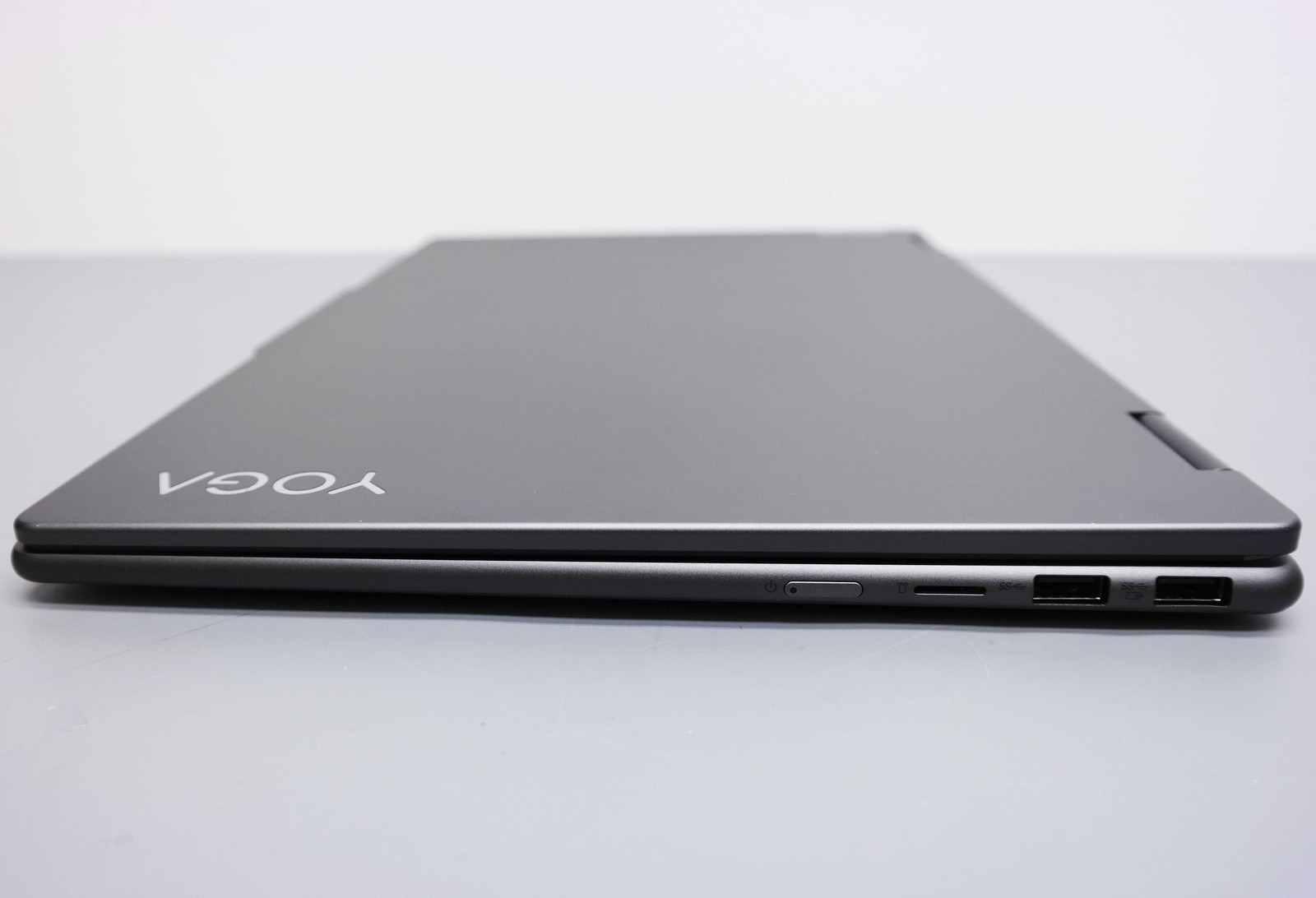 Lenovo Yoga 7i 16IML9 16″ Intel Core Ultra 7 155U 16GB RAM 1TB SSD