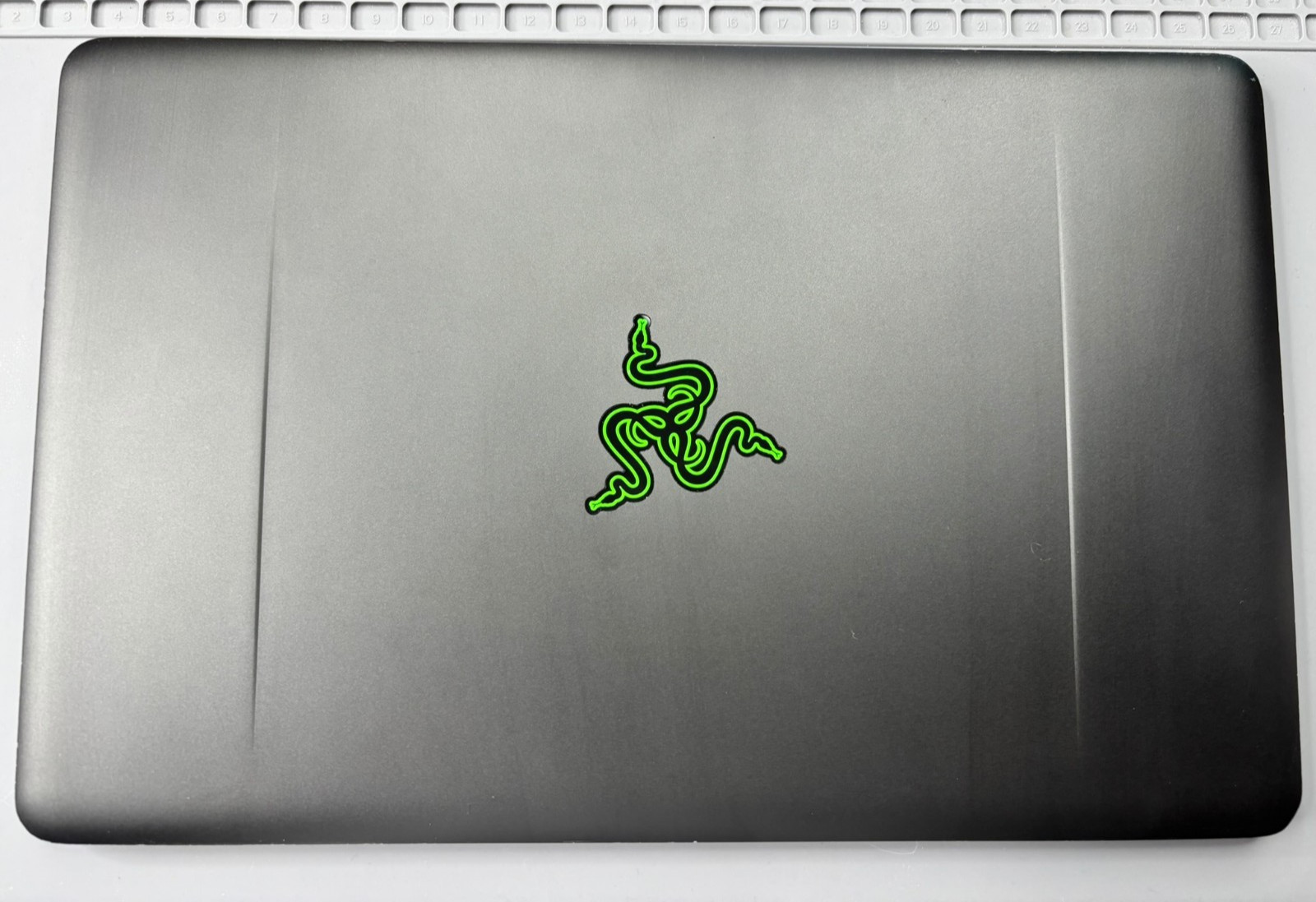 Razer Blade Stealth RZ09-0196 (8GB RAM, 128GB SSD) Laptop