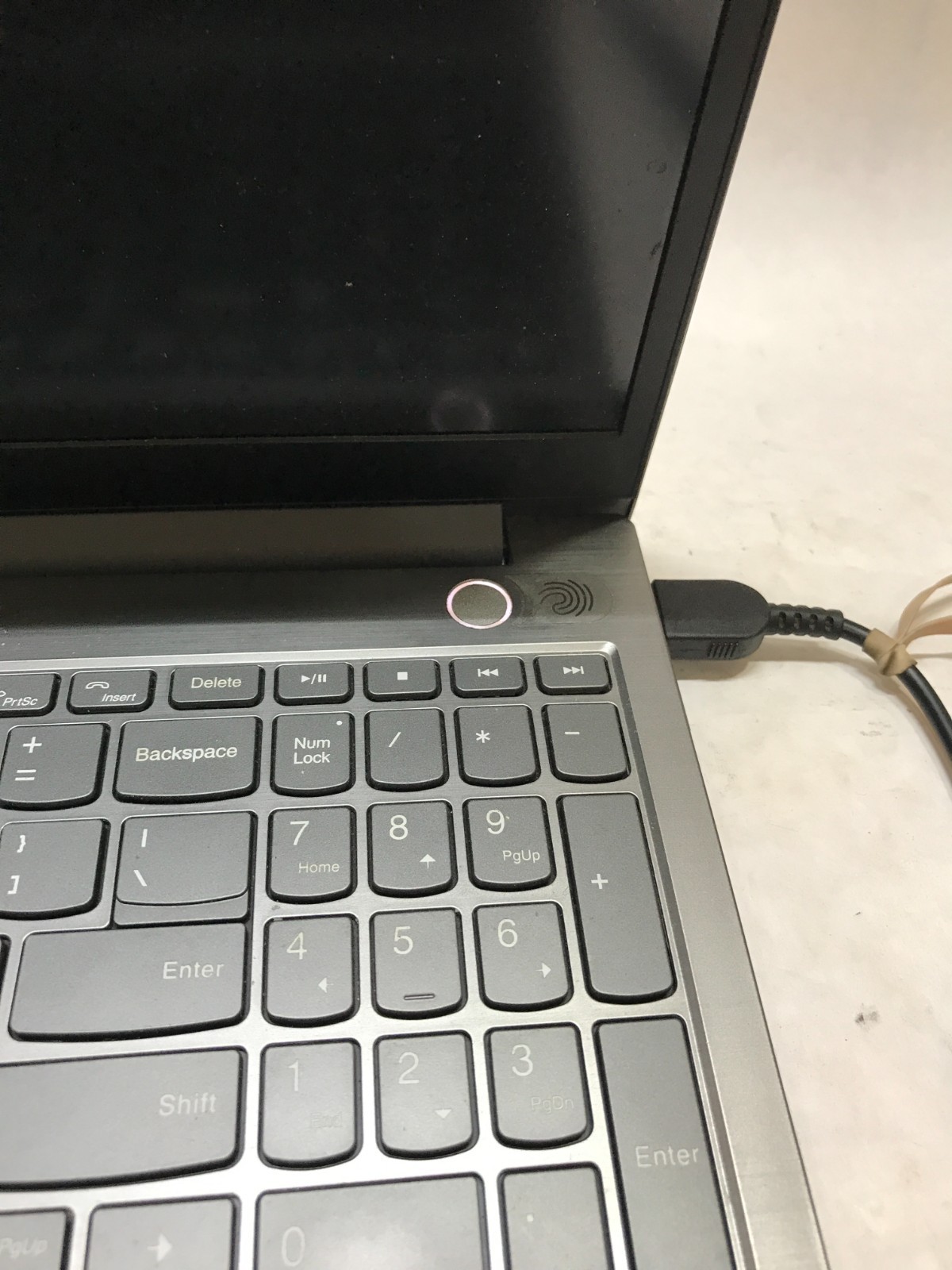 Lenovo ThinkBook 15-IIL 15″ Intel Core i5 NO RAM NO SSD/OS For Parts READ!! – DW