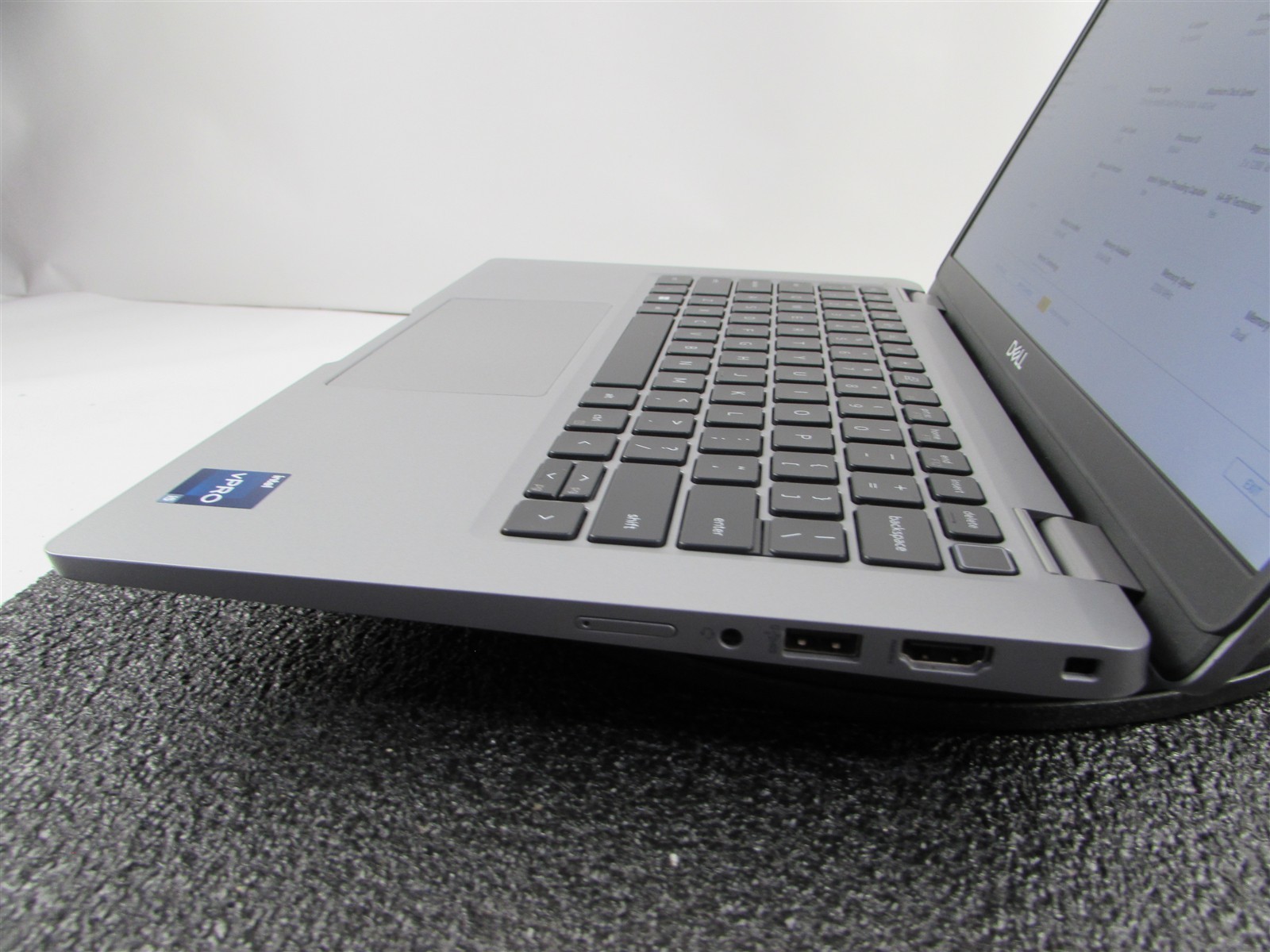 DELL LATITUDE 5330 FHD TOUCHSCREEN I5-1245U 10 CORE 512GB SSD 16GB RAM NO O.S
