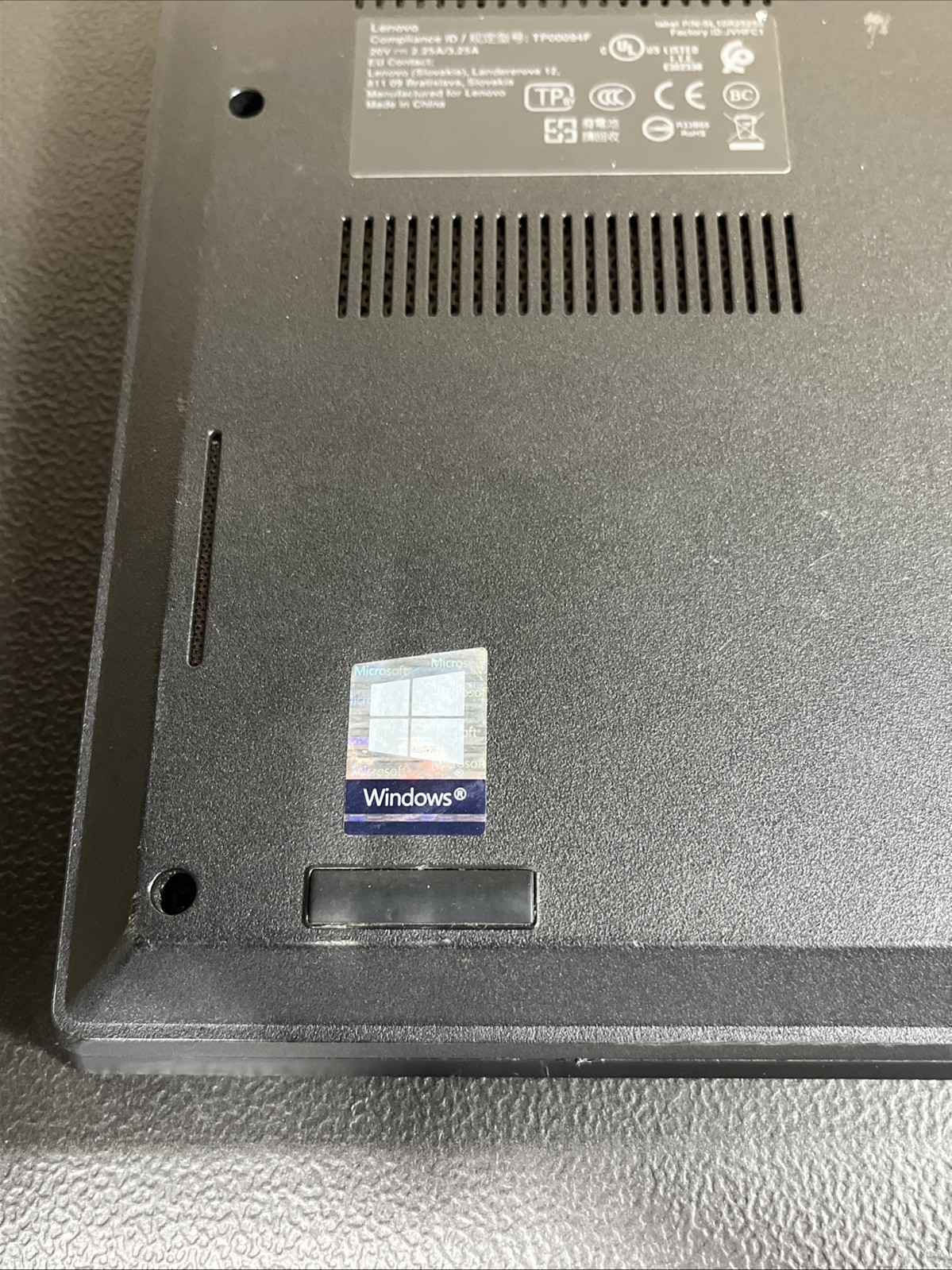 Lenovo Thinkpad E495 14″ Ryzen 5-3500U UNTESTED SOLD AS IS FOR PARTS OR REPAIR