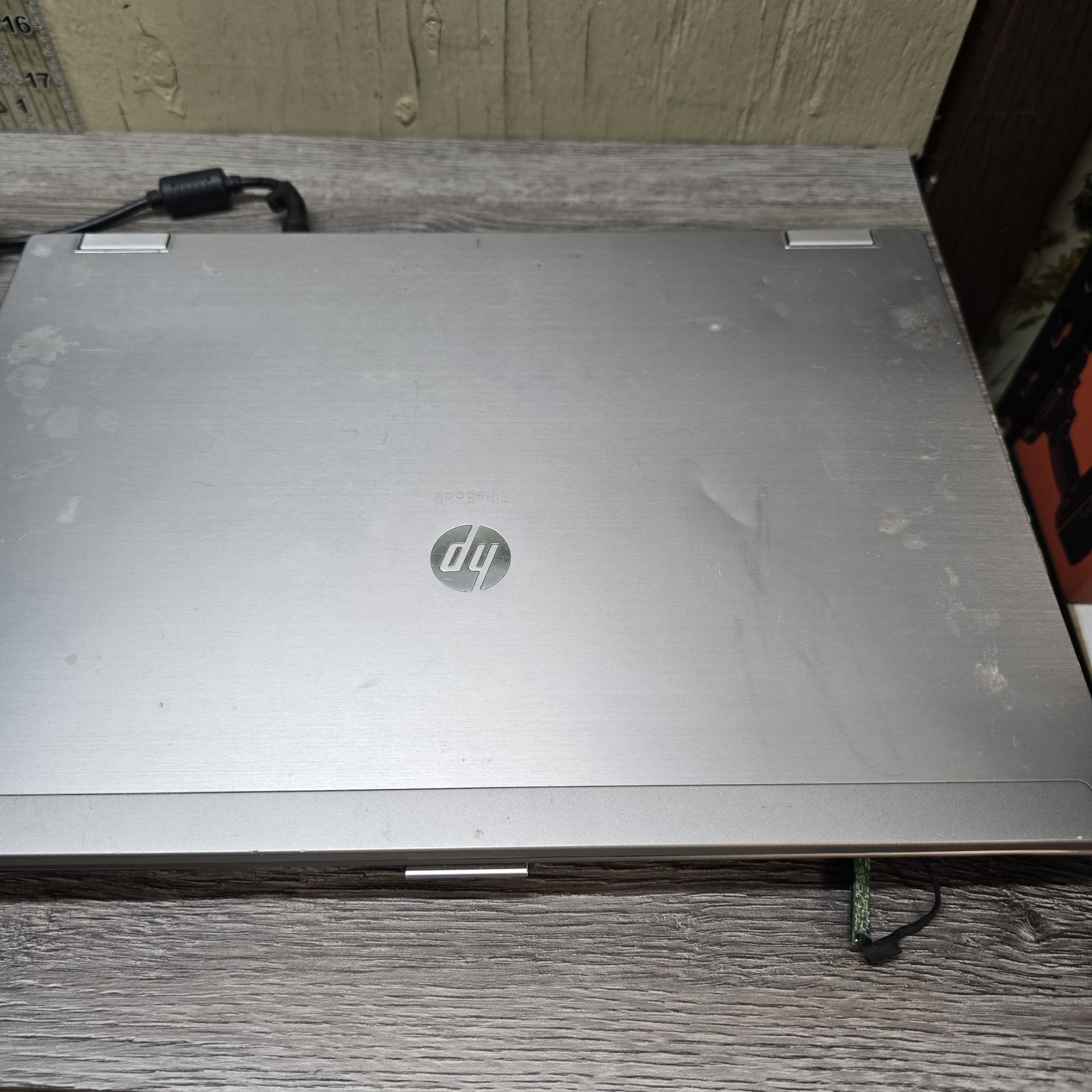 HP EliteBook 8440p i5-M520 2.40GHz 1600×900 3GB RAM FOR PARTS No Charger