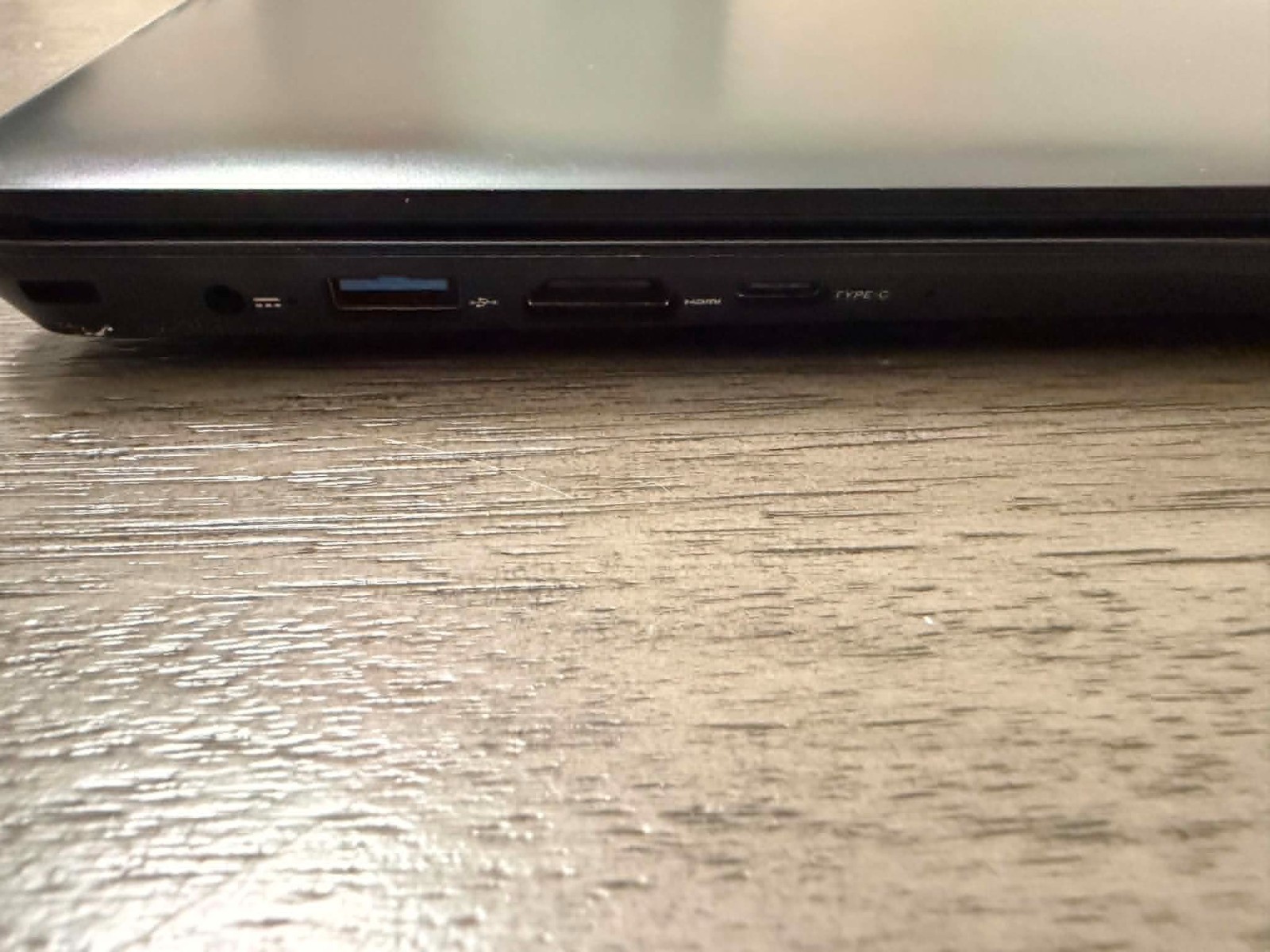 Gateway 14.1″ FHD Ultra Slim Notebook, Intel Core i3-1005G1, 4GB RAM, 128 SSD