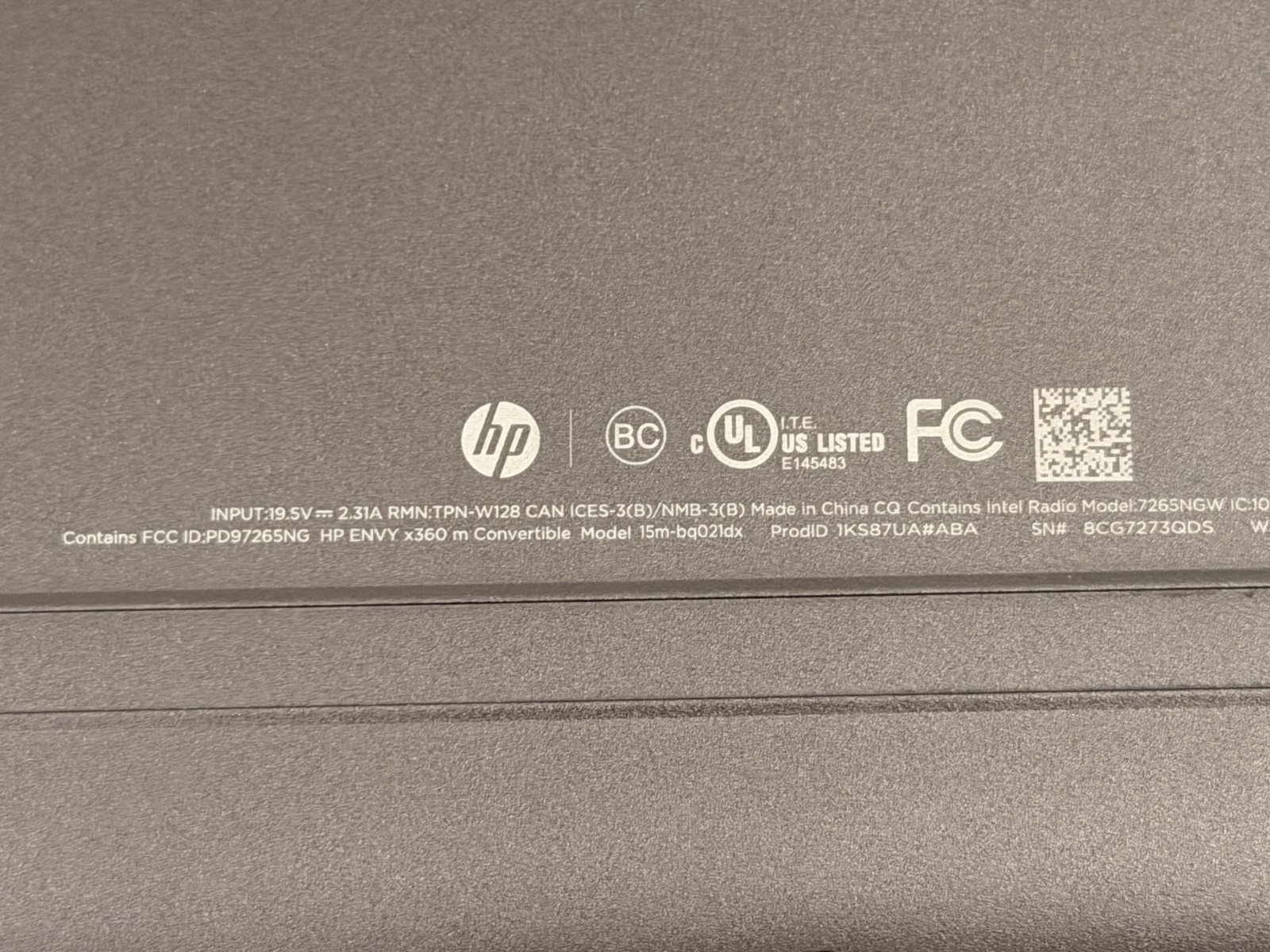 HP ENVY x360 m Convertible 15m-bq021dx AMD 9800P 8Gb 256Gb SSD Win10 IPS Touch