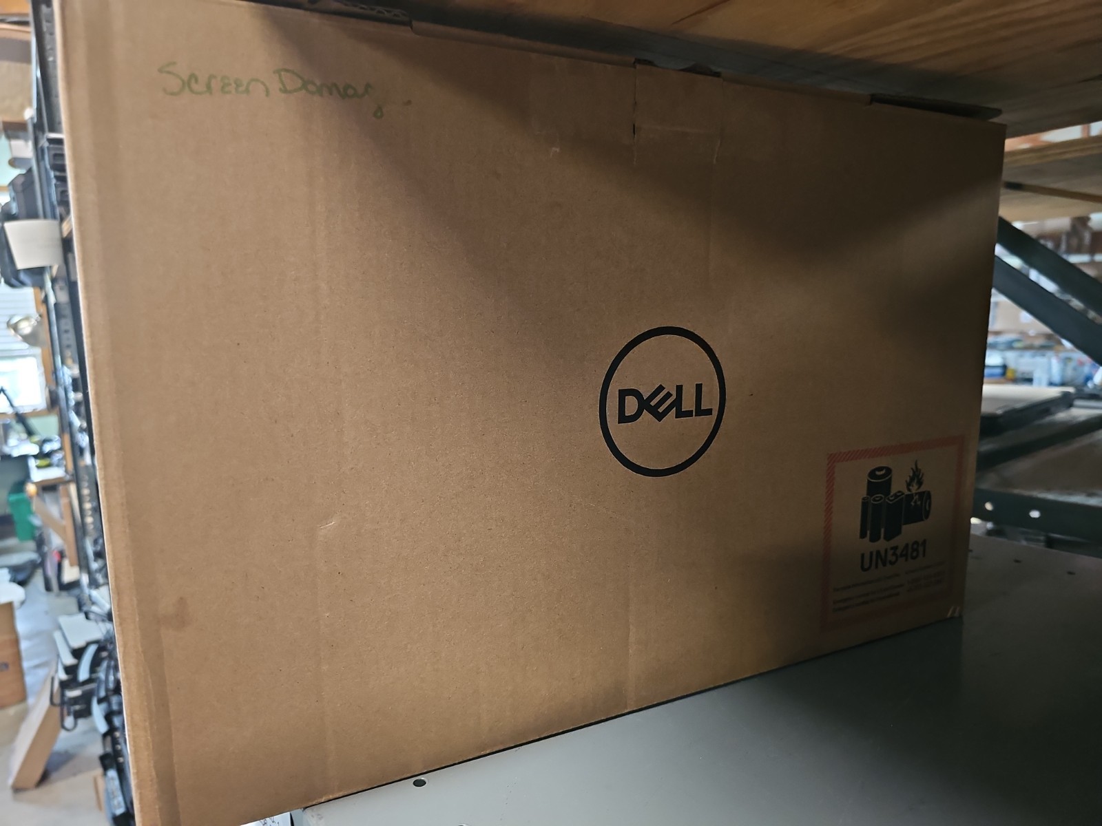Dell Inspiron 15 3520 with i5-1135G7 @2.40Ghz, 8GB RAM, 256GB SSD LCD BROKEN