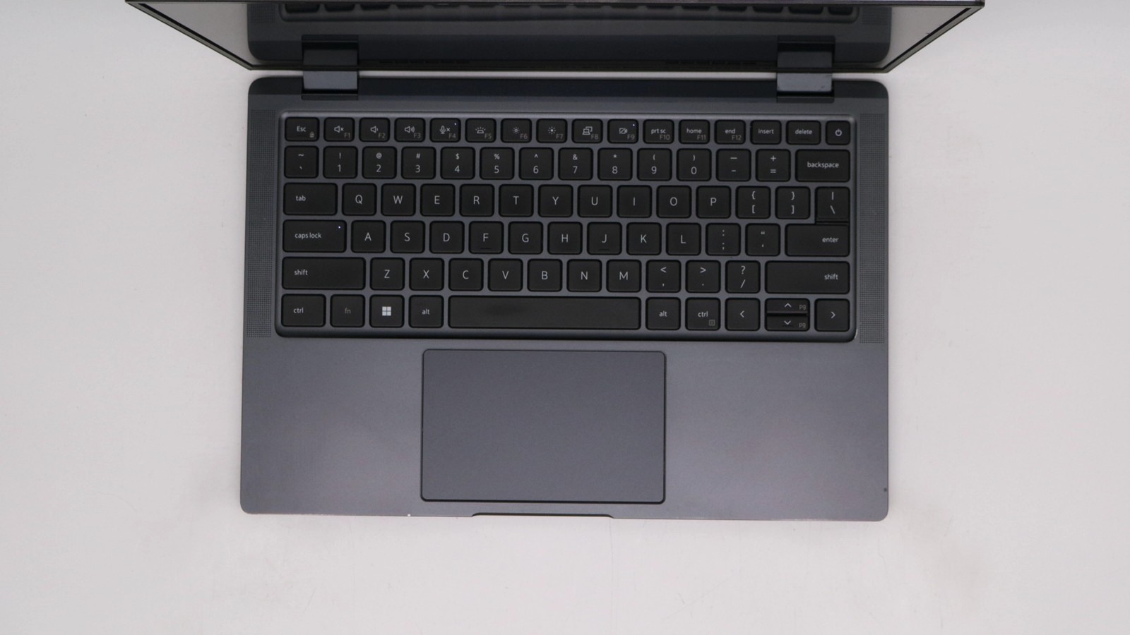 Dell Latitude 9430 14″ i7-1265u 32GB 1TB – Good