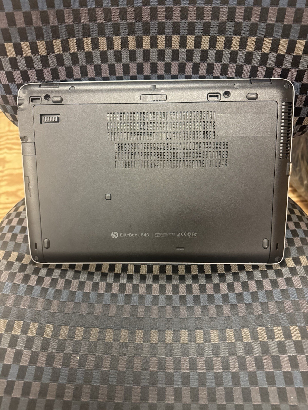 HP EliteBook 840 14″ i5-4200U 1.60GHz 8GB 500GB Win 10 Pro Silver