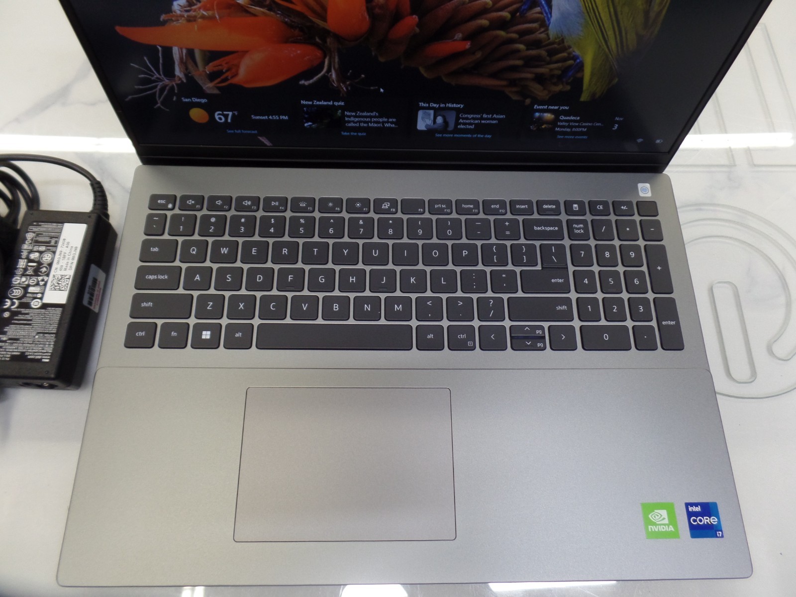 Dell Vostro 5620 16″ i7-1260P 2.10GHz 16GB 512GB SSD W11P GeForce MX570 Warranty