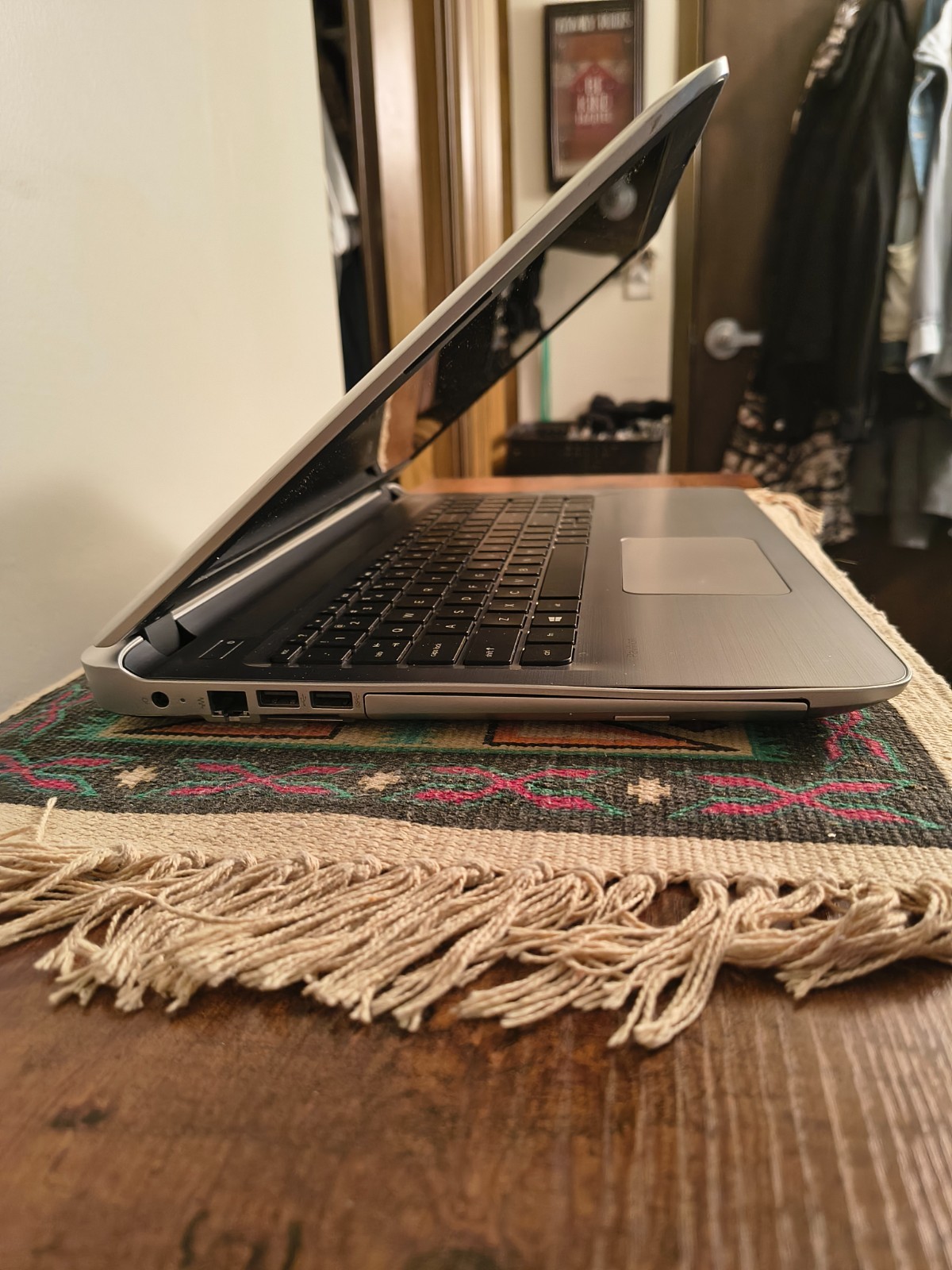 HP Pavilion 15-ab223cl touch/bklt KB Core i5-5200U@2.2GHz 12GB 192GB SSD Wn11Hm