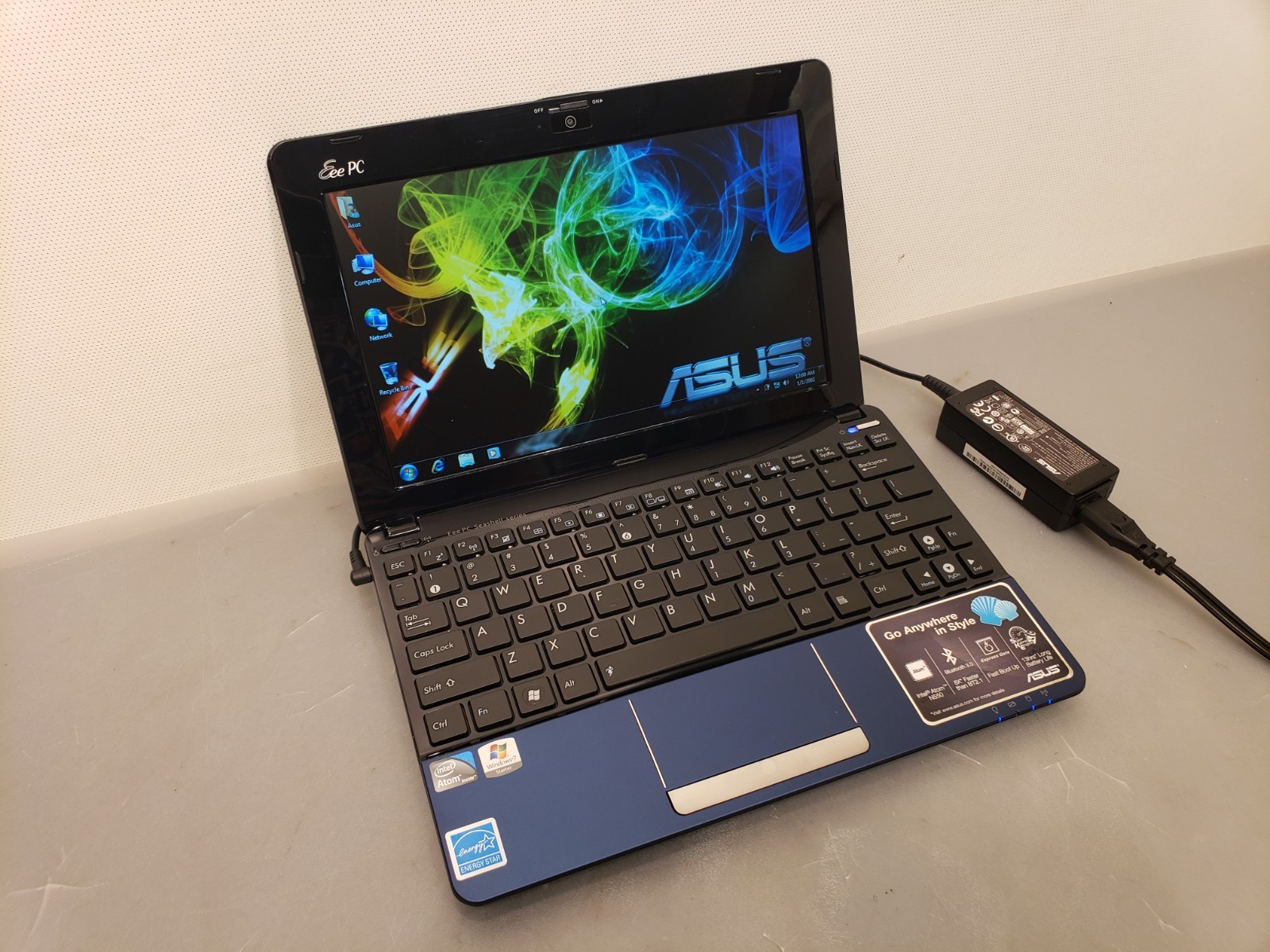 ASUS Eee PC 1015PEM • Intel N550 1.5GHz Atom • 2GB • 240GB SSD • Mint • Win7