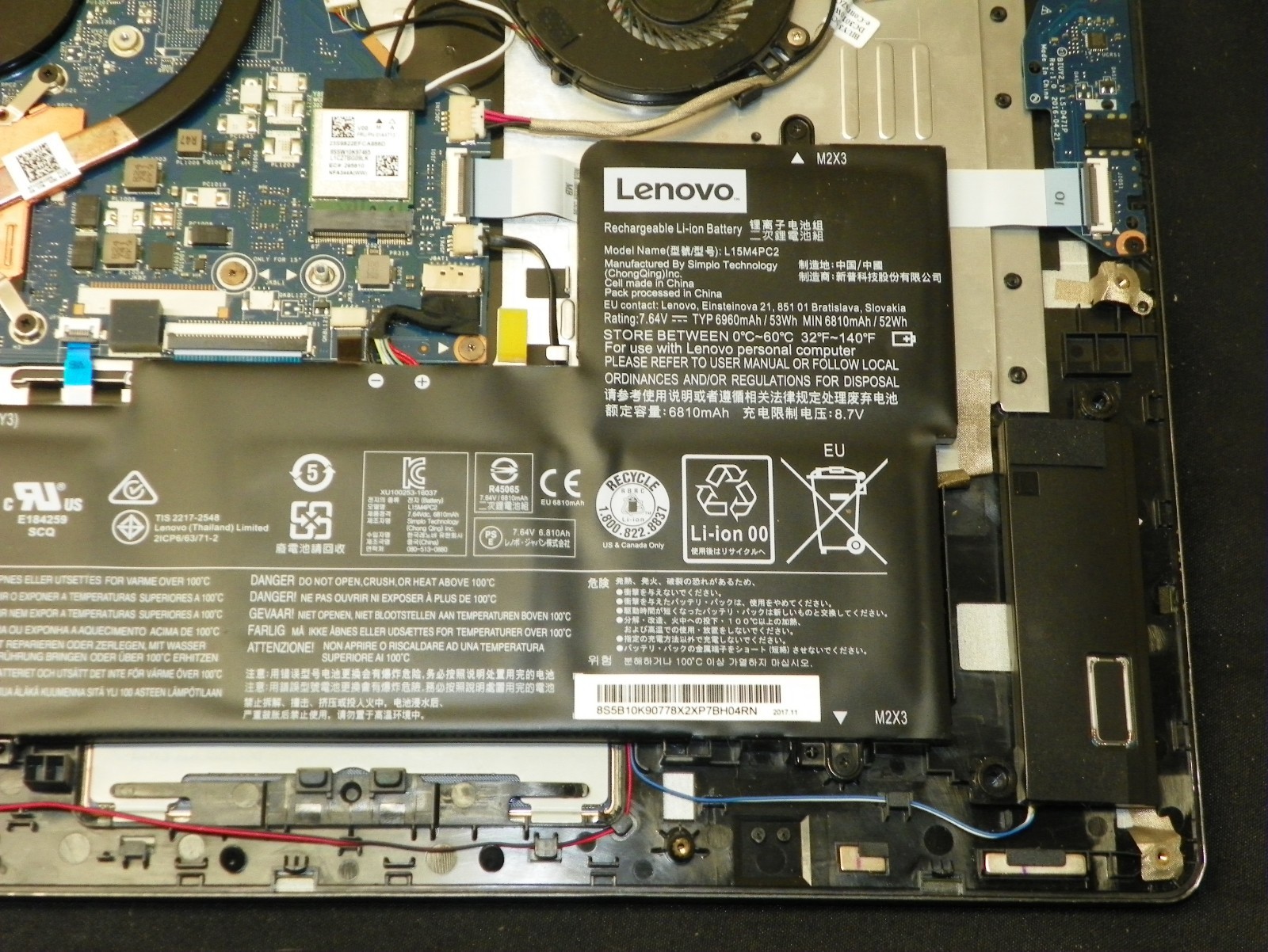 Lenovo Yoga 710 15.6 Inch 2-In-1 Touchscreen i5 For Parts – Has Screen Issue
