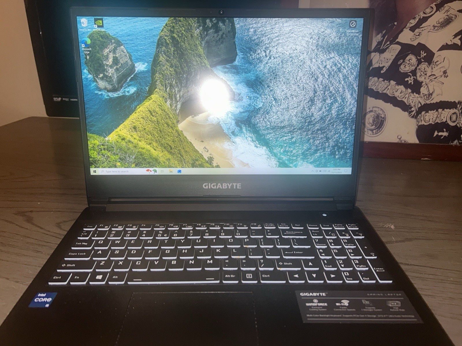 Gigabyte Gaming Laptop, 500GB SSD, Intel Core I5-11400H 2.7GHz RTX 3050ti