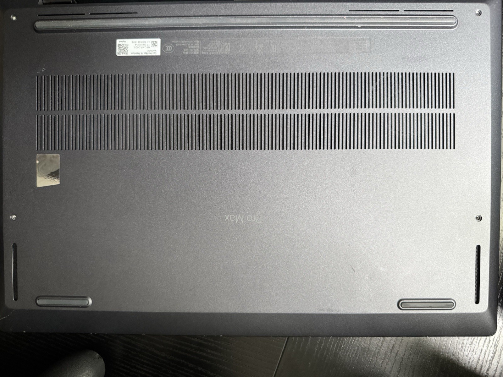 Dell Pro Max 16 MB16250 FHD 7 64GB 512GB