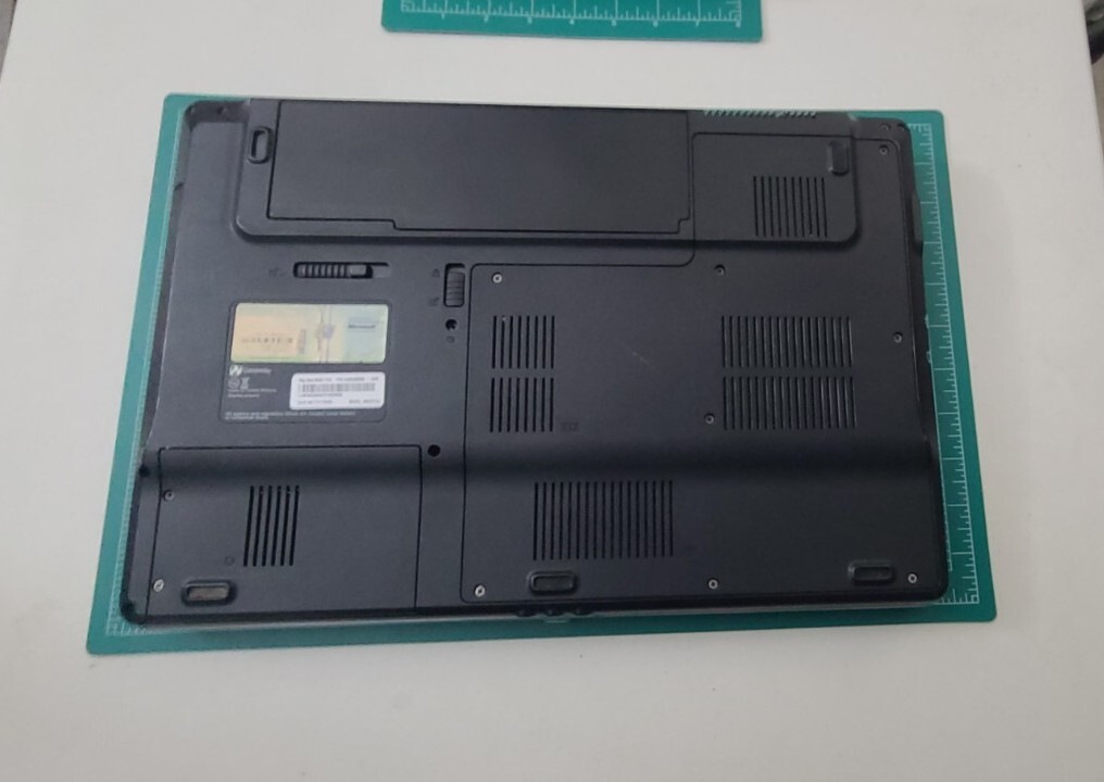 Gateway Laptop Black MD7881u laptop Only